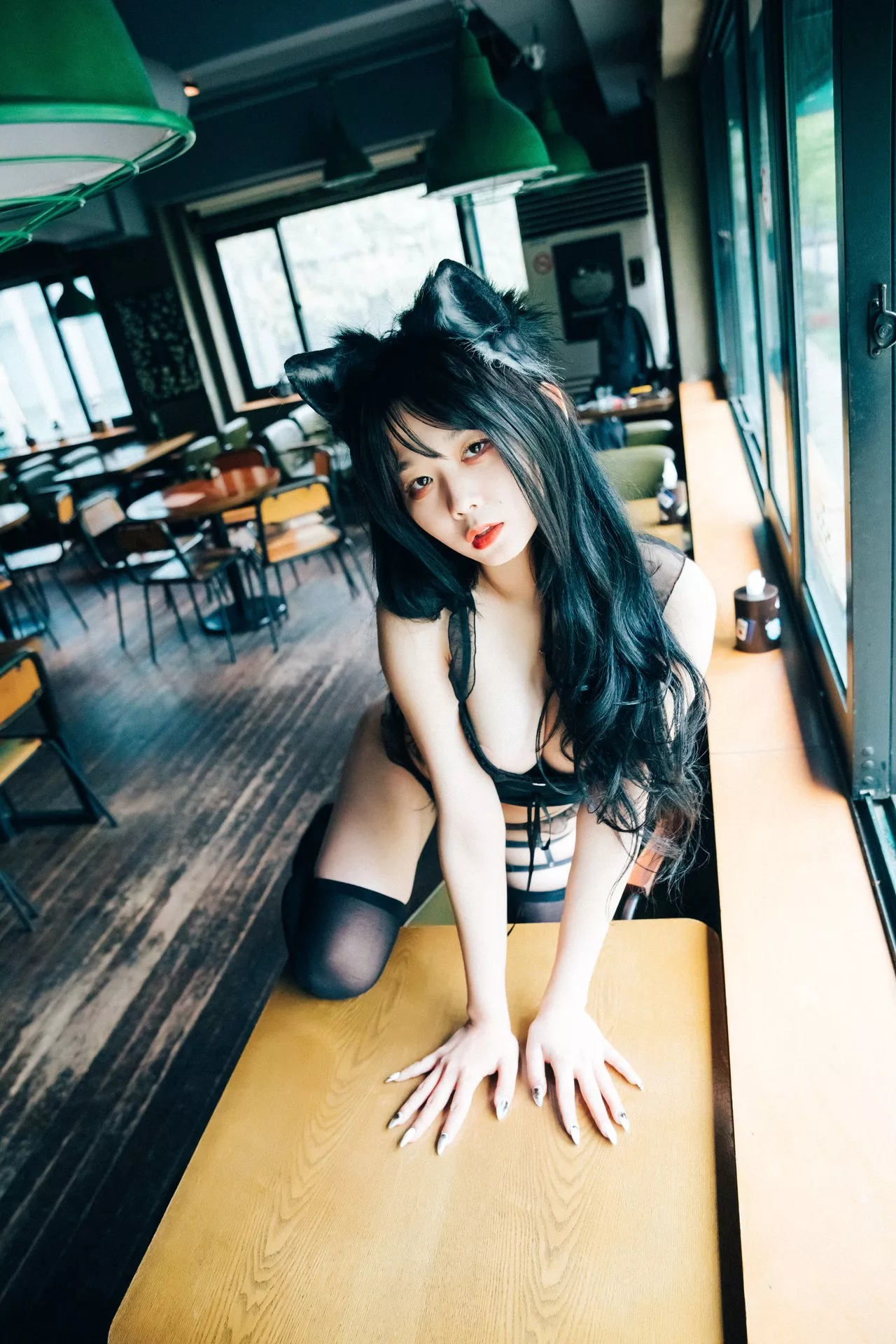 尤物 ZIA.Kwon【Loozy 尤物 写真 棒子 淫惰菇凉 全集修正 SM 写真】 Bar 棒子