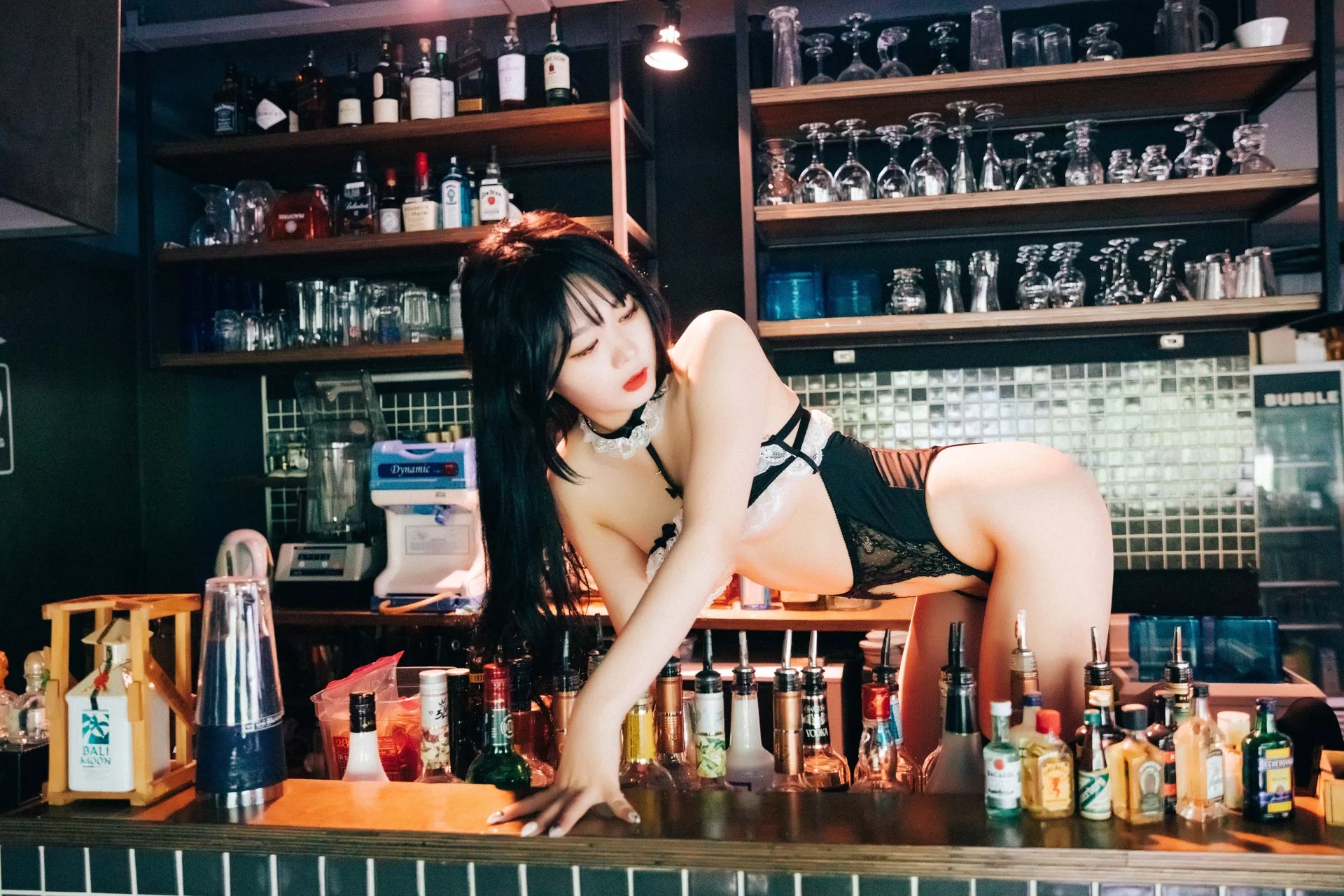 尤物 ZIA.Kwon【Loozy 尤物 写真 棒子 淫惰菇凉 全集修正 SM 写真】 Bar 棒子