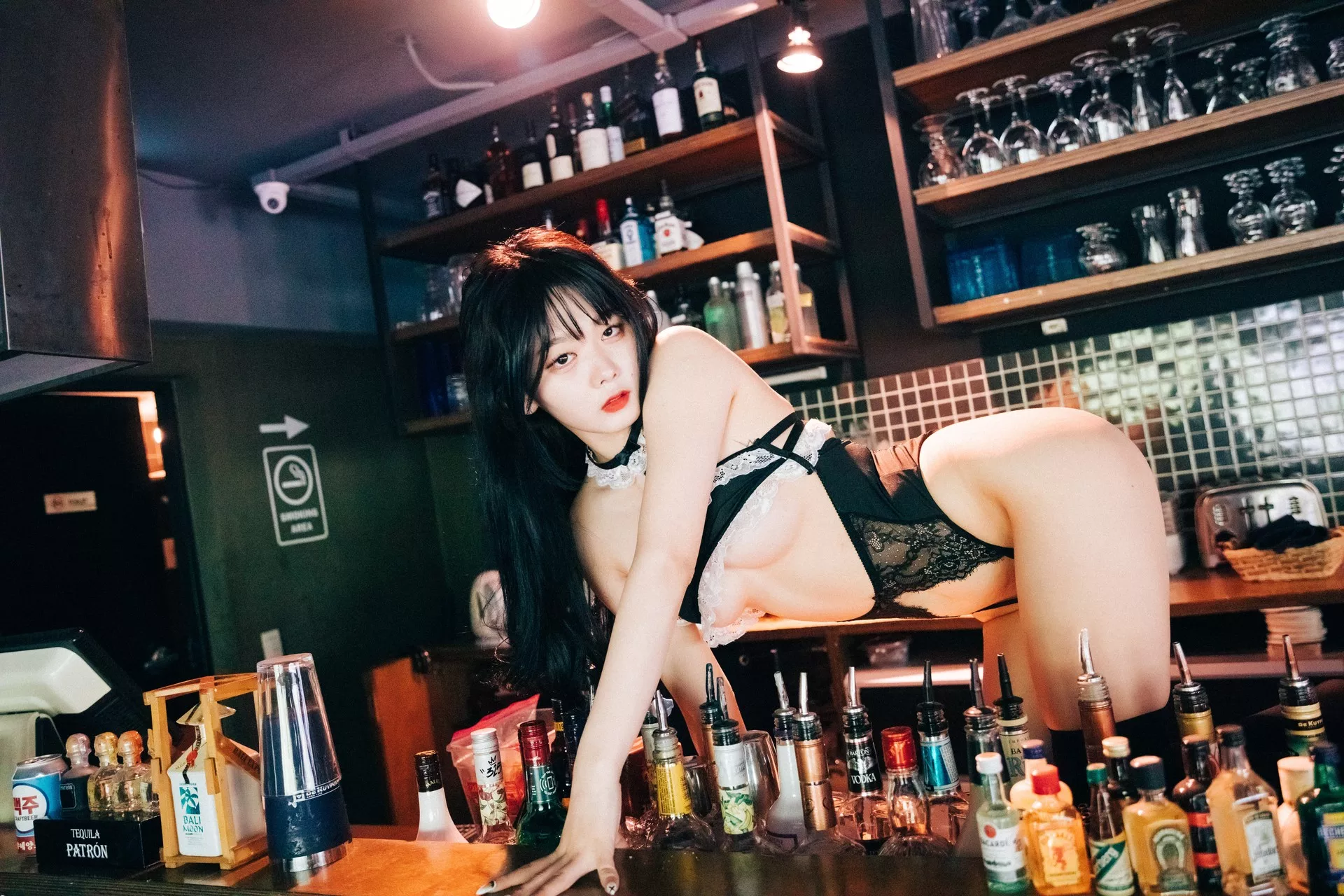 尤物 ZIA.Kwon【Loozy 尤物 写真 棒子 淫惰菇凉 全集修正 SM 写真】 Bar 棒子