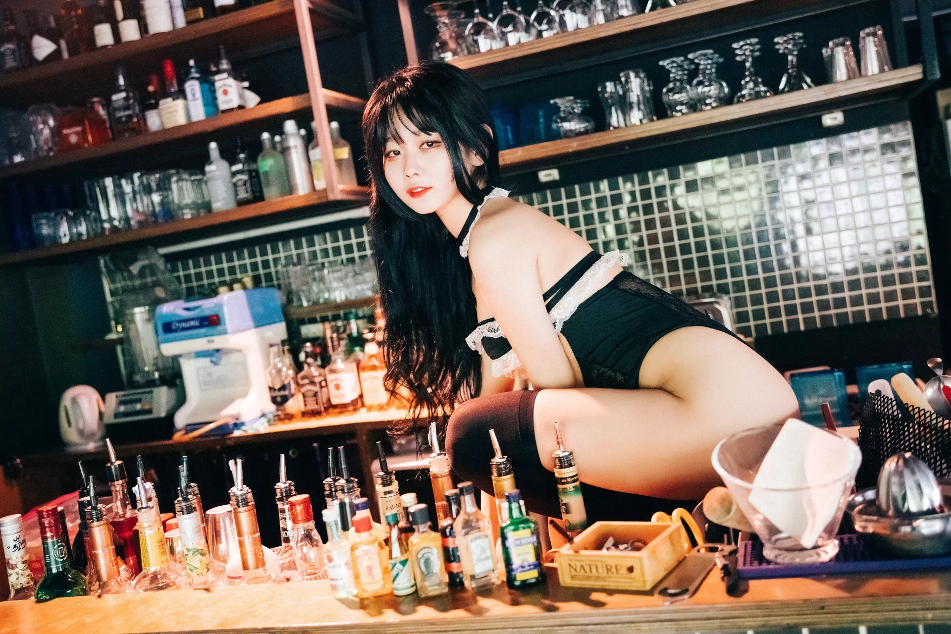 尤物 ZIA.Kwon【Loozy 尤物 写真 棒子 淫惰菇凉 全集修正 SM 写真】 Bar 棒子