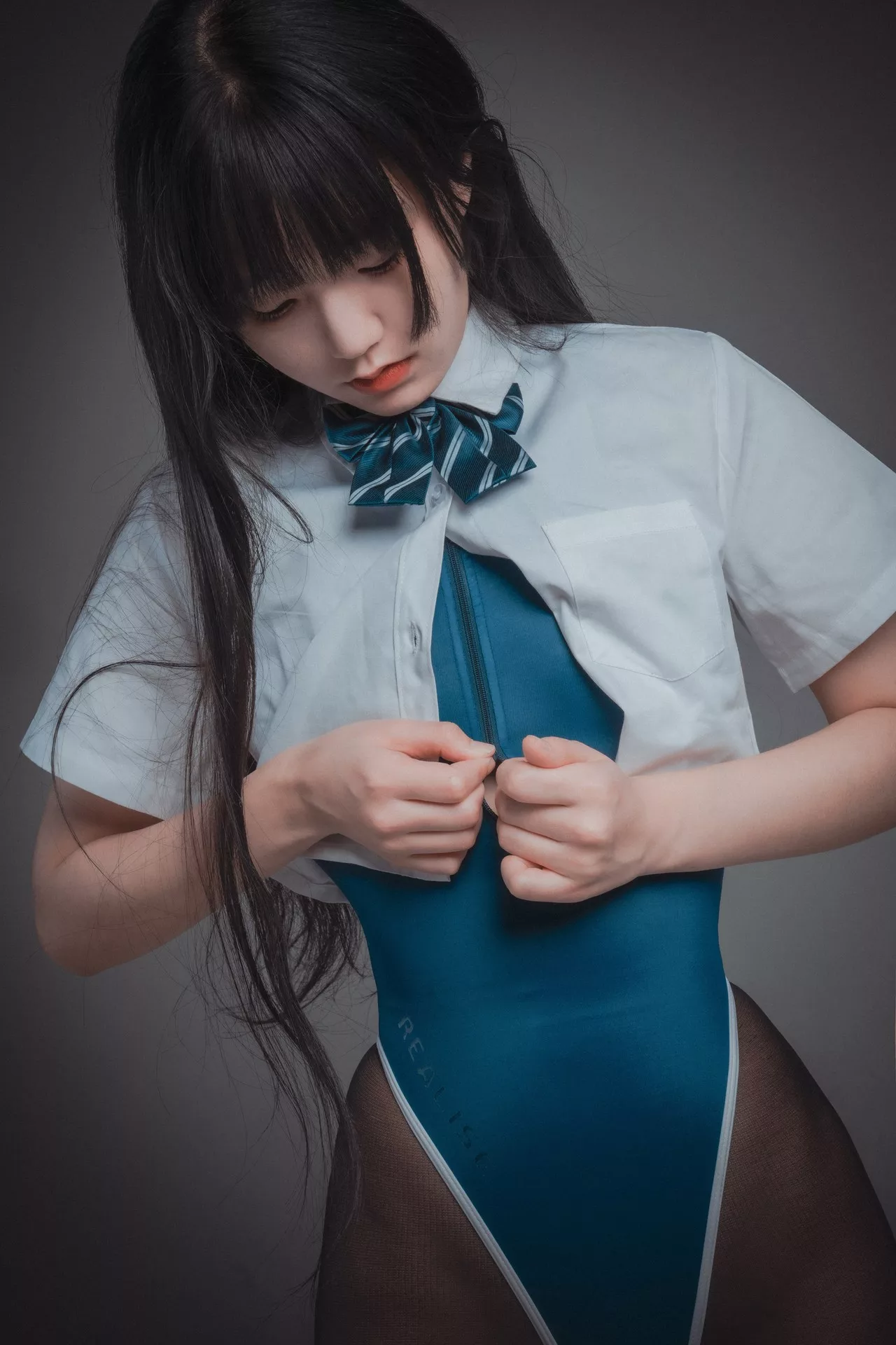 Lesson 优秀写真组图】 Jenny 韩国 10 模特 模特 大佳玩 写真 【DJAWA (46P) Jeong 韩国 Ver.A Swimming