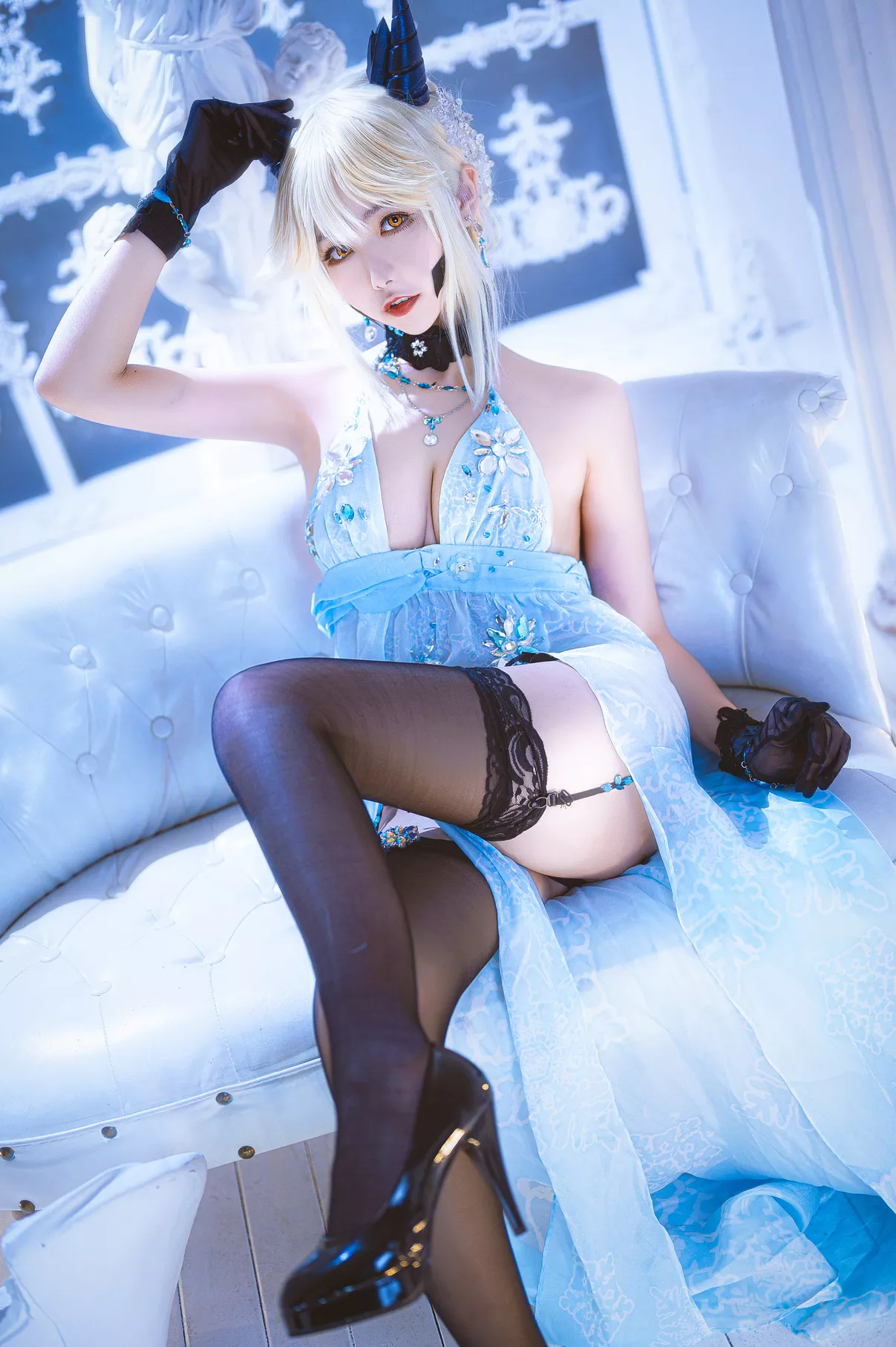 Pendragon Cosplay 【Momo ko Alter 葵葵】 福报 美人 黑枪呆礼服 Artoria