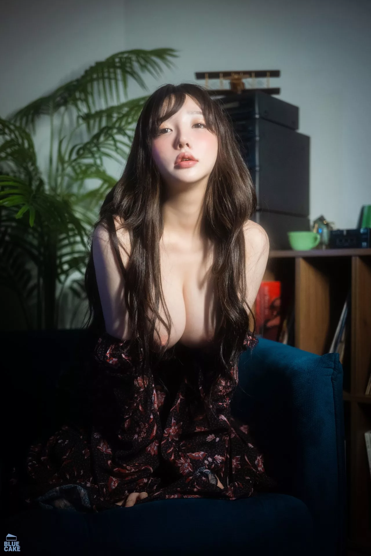 Yeeun【【BLUECAKE 高丽 RED 蓝色蛋糕】 艺术图 Son 美模 Nothing 高丽 (91P) 高品质艺术图相片 女神