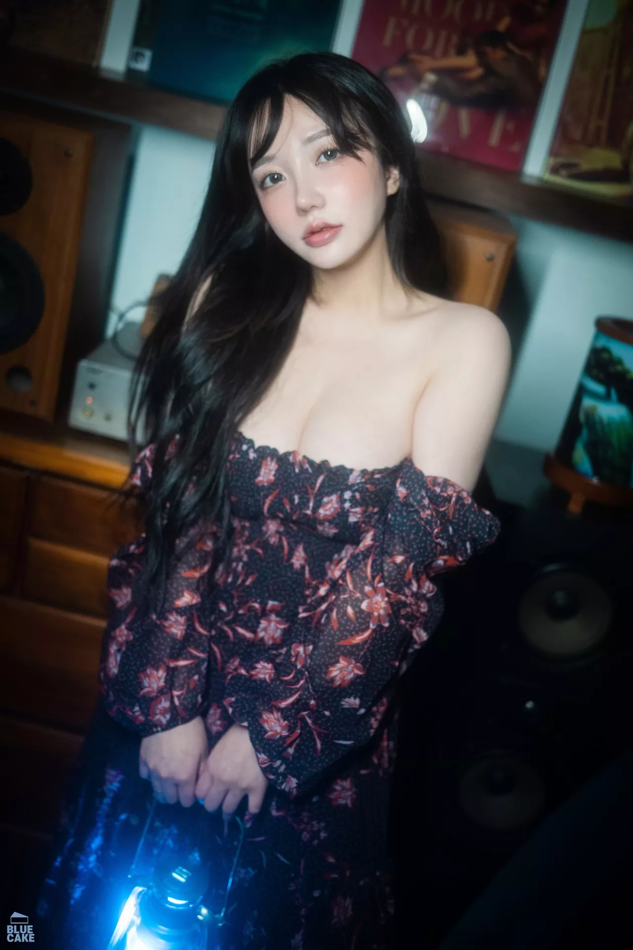Yeeun【【BLUECAKE 高丽 RED 蓝色蛋糕】 艺术图 Son 美模 Nothing 高丽 (91P) 高品质艺术图相片 女神
