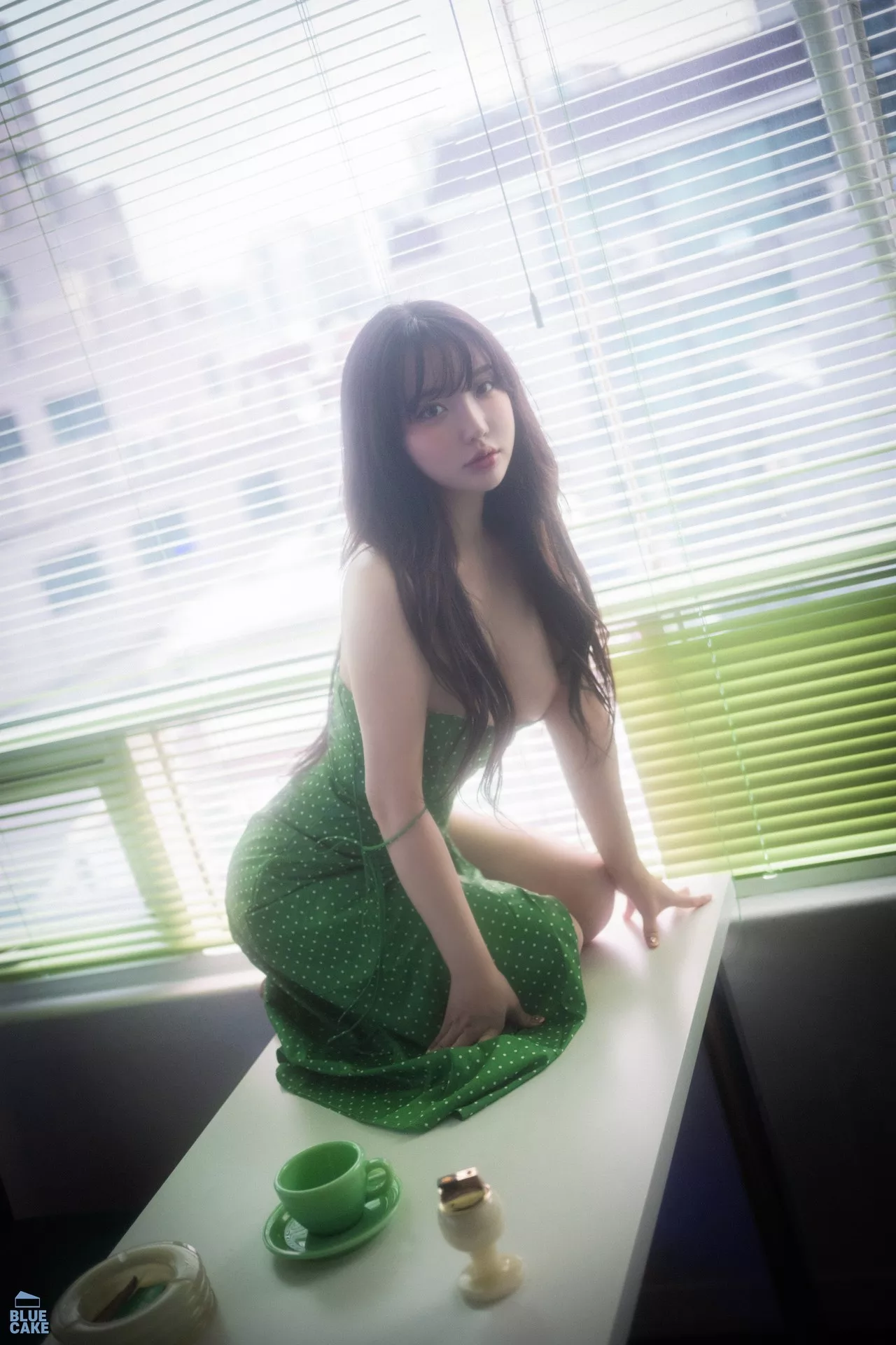 韩国 RED Son Yeeun【【BLUECAKE Nothing 韩国 高清写真图片 丽模 写真 女神 蓝色蛋糕】 (104P)