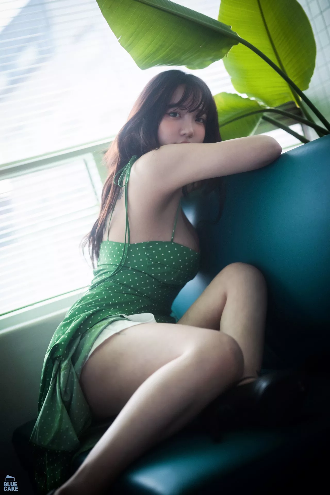 韩国 RED Son Yeeun【【BLUECAKE Nothing 韩国 高清写真图片 丽模 写真 女神 蓝色蛋糕】 (104P)