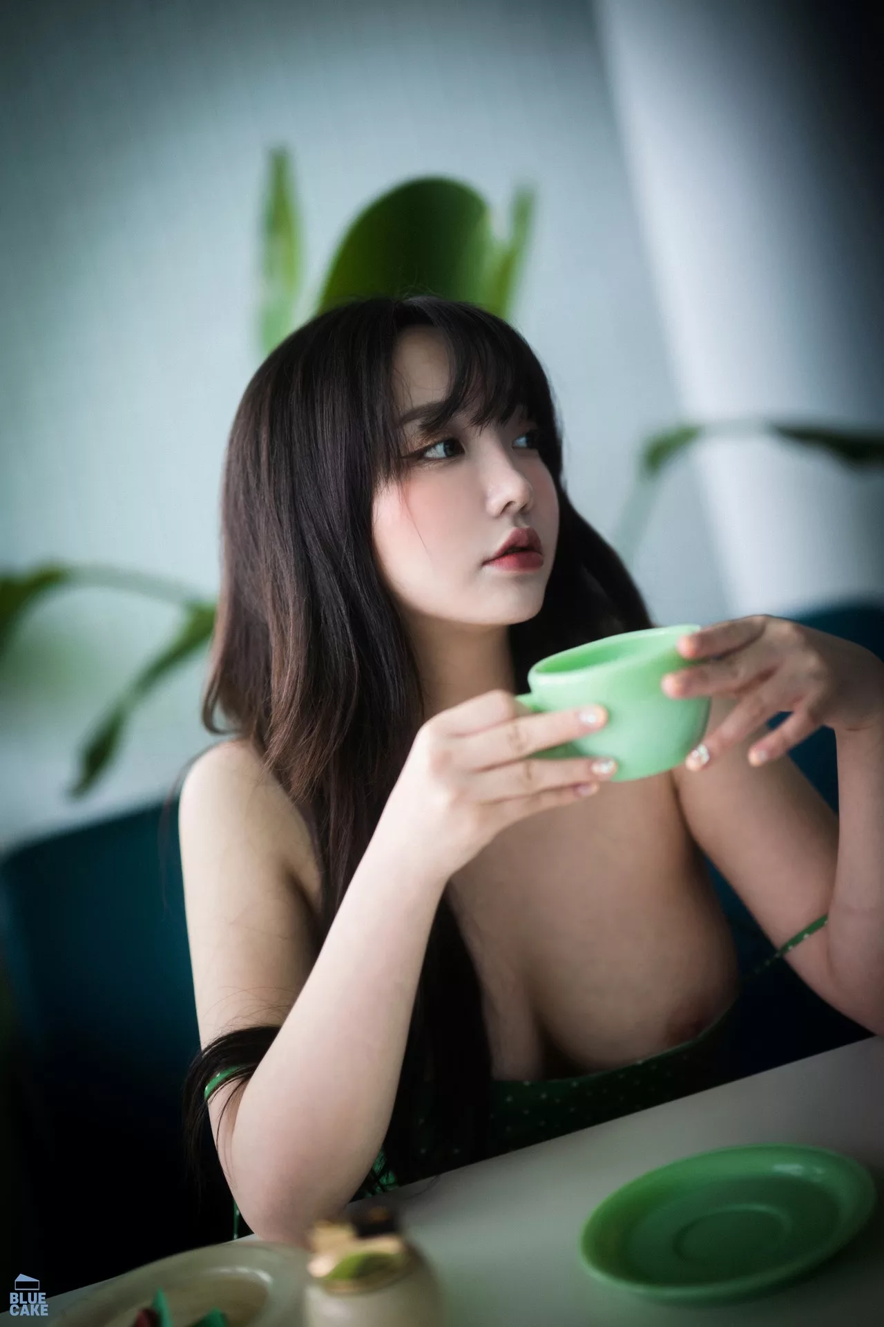韩国 RED Son Yeeun【【BLUECAKE Nothing 韩国 高清写真图片 丽模 写真 女神 蓝色蛋糕】 (104P)