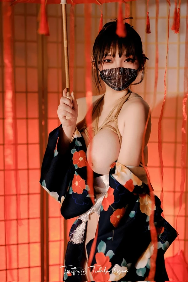 的优雅+日常 私摄 全集修正 J杯罩肉乳女神 福利 套图 甜甜