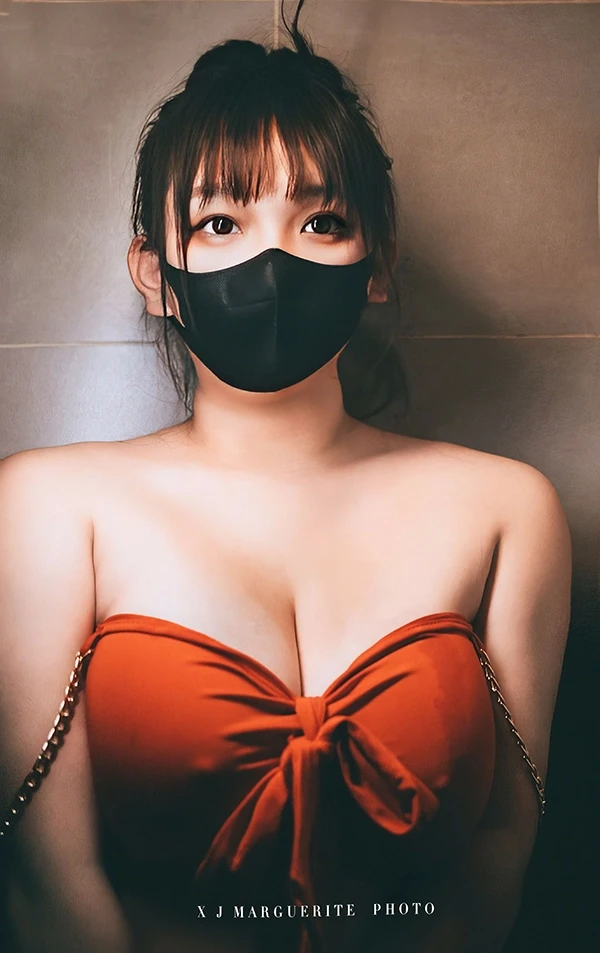 的优雅+日常 私摄 全集修正 J杯罩肉乳女神 福利 套图 甜甜