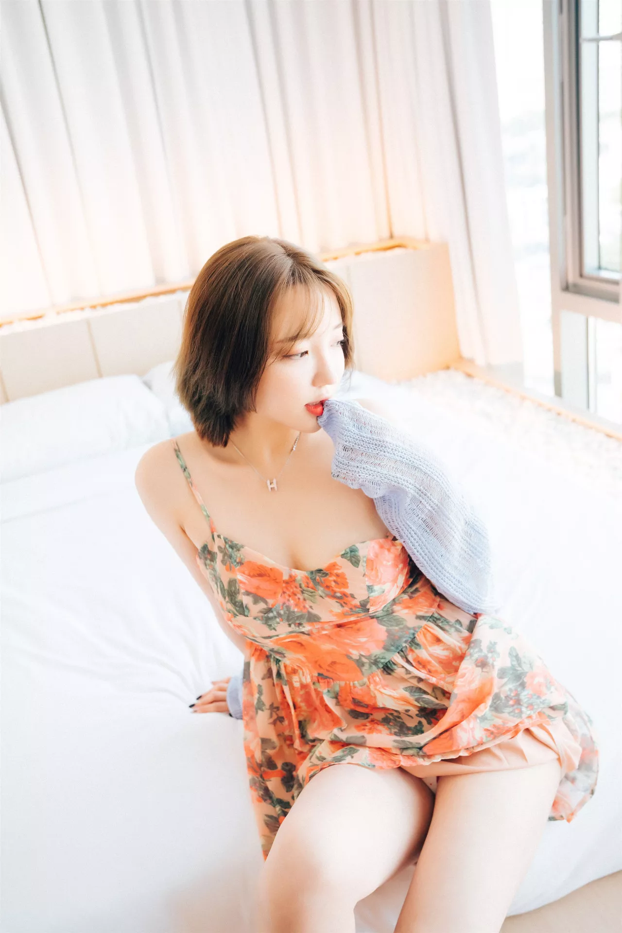 尤物 Yeeun【Loozy Hotel 高丽 全集修正 Lover 尤物 in 淫惰同学 Son 写真 写真】 高丽