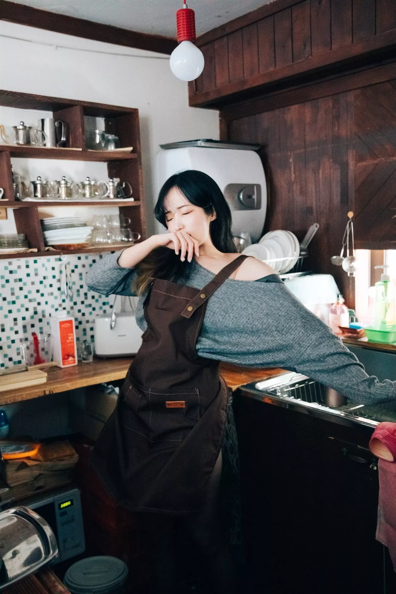 淫惰少女 美女 南韩 南韩 Bambi【Loozy Alba Cafe 全集修正 美女 写真 写真】