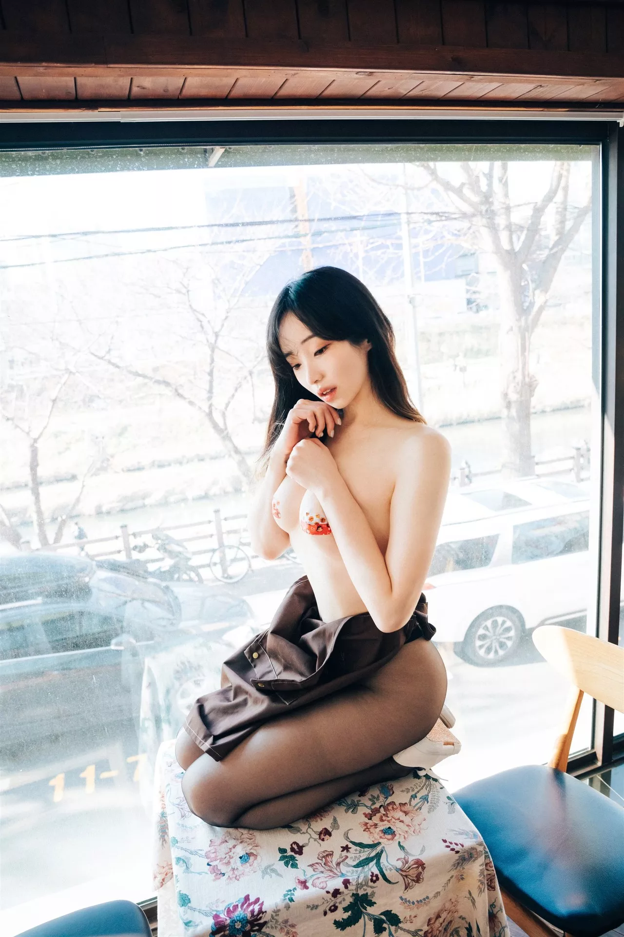 淫惰少女 美女 南韩 南韩 Bambi【Loozy Alba Cafe 全集修正 美女 写真 写真】