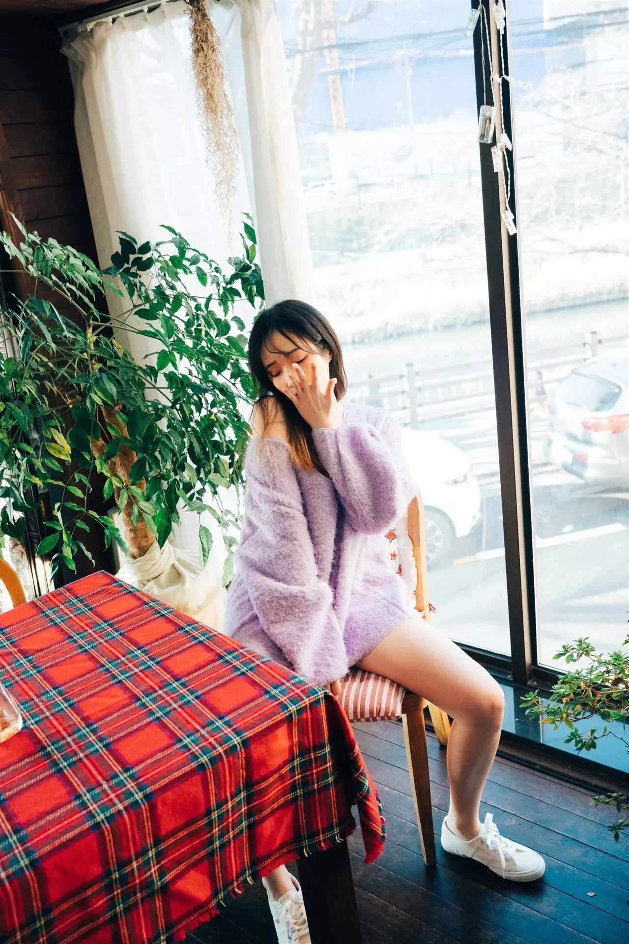 淫惰少女 美女 南韩 南韩 Bambi【Loozy Alba Cafe 全集修正 美女 写真 写真】