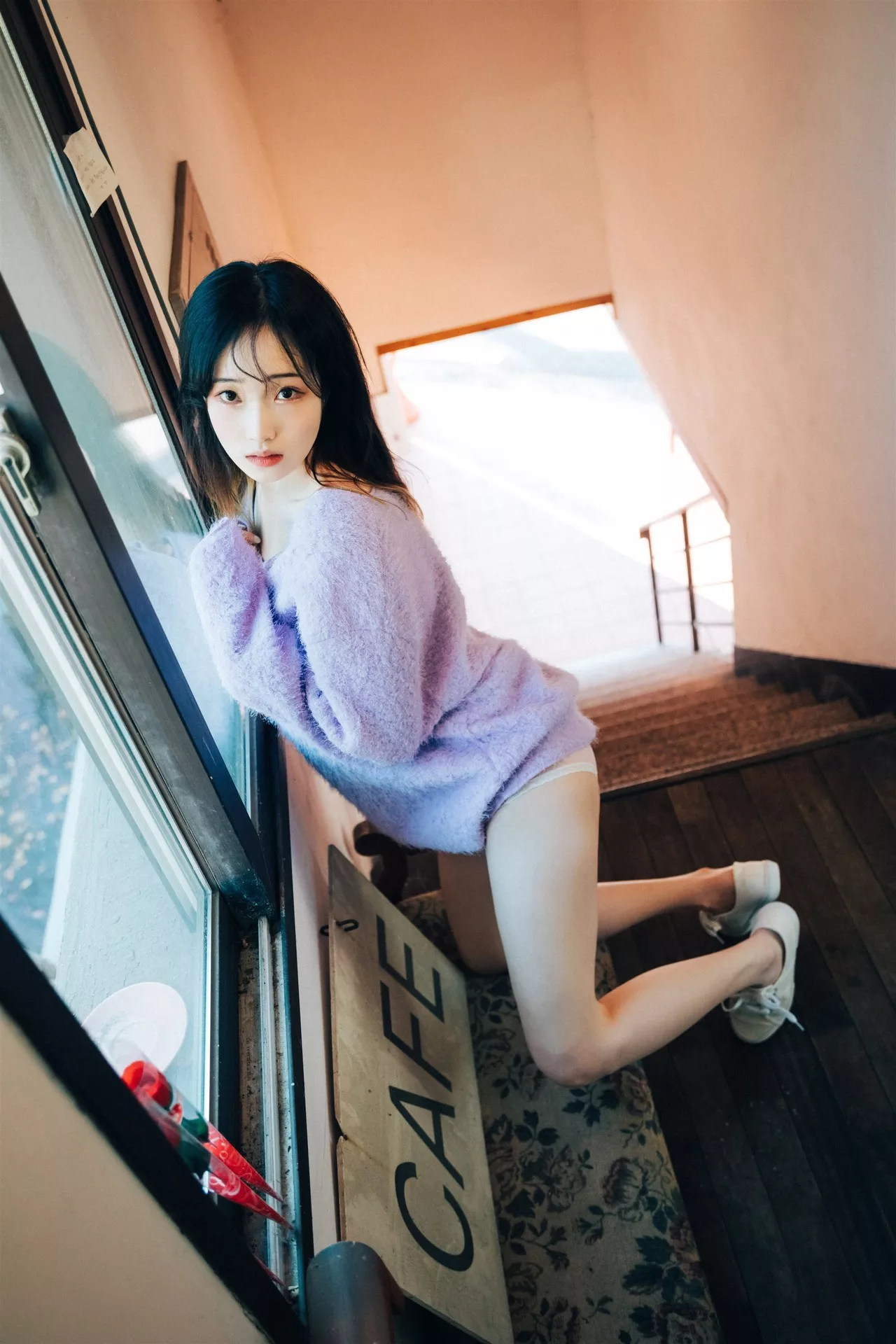 淫惰少女 美女 南韩 南韩 Bambi【Loozy Alba Cafe 全集修正 美女 写真 写真】