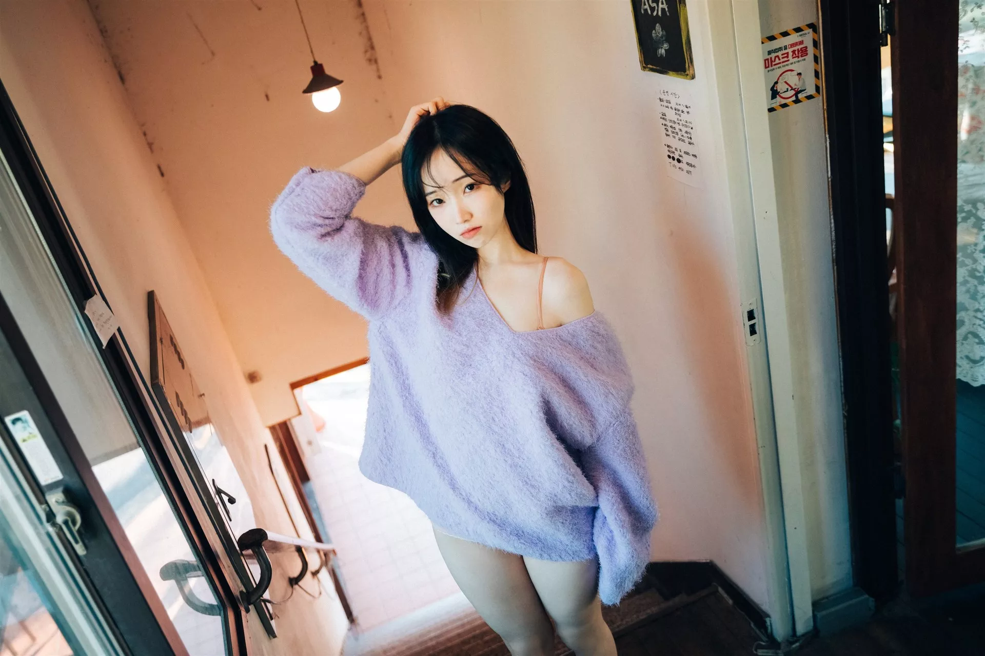 淫惰少女 美女 南韩 南韩 Bambi【Loozy Alba Cafe 全集修正 美女 写真 写真】