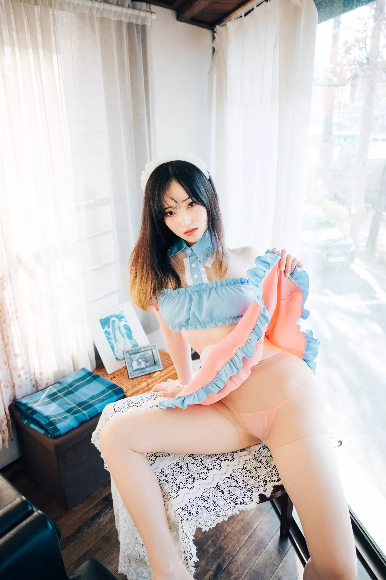 淫惰少女 美女 南韩 南韩 Bambi【Loozy Alba Cafe 全集修正 美女 写真 写真】