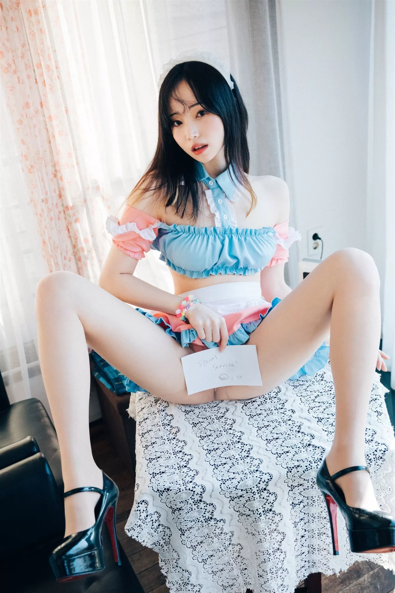 淫惰少女 美女 南韩 南韩 Bambi【Loozy Alba Cafe 全集修正 美女 写真 写真】