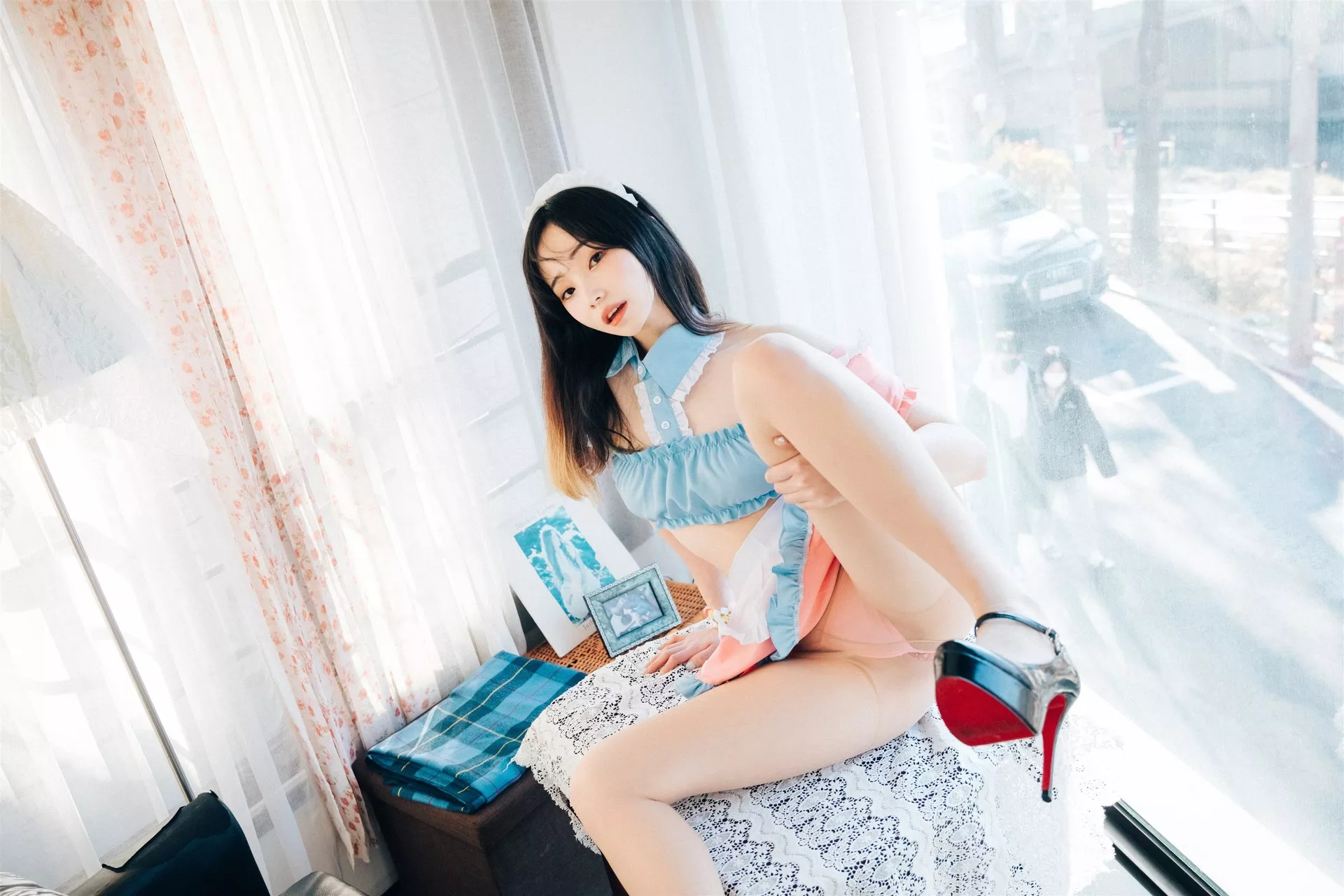 淫惰少女 美女 南韩 南韩 Bambi【Loozy Alba Cafe 全集修正 美女 写真 写真】