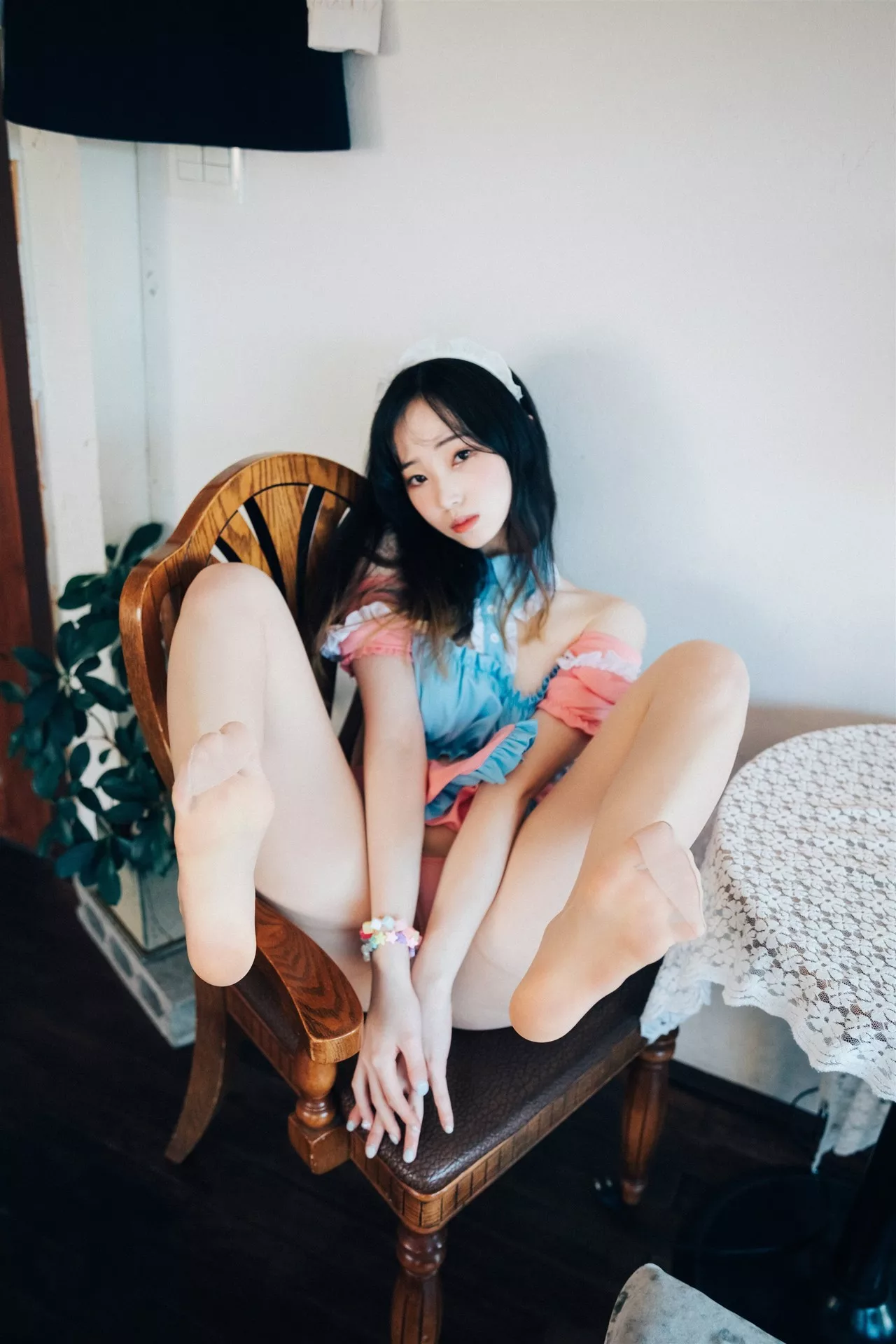 淫惰少女 美女 南韩 南韩 Bambi【Loozy Alba Cafe 全集修正 美女 写真 写真】