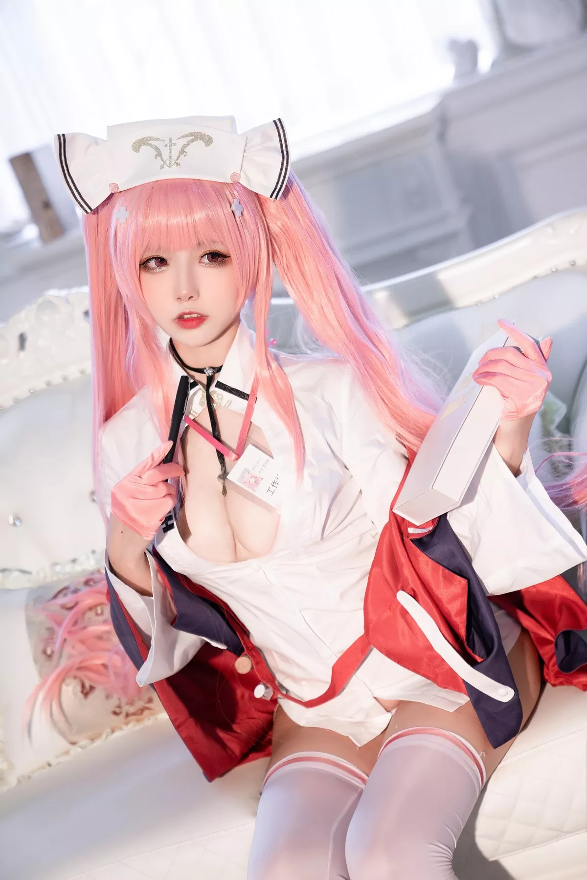 Lane) 女神 英仙座、真爱 Nurse Ver. 福报 (Azur 【Momo 葵葵】 ko Perseus Cosplay
