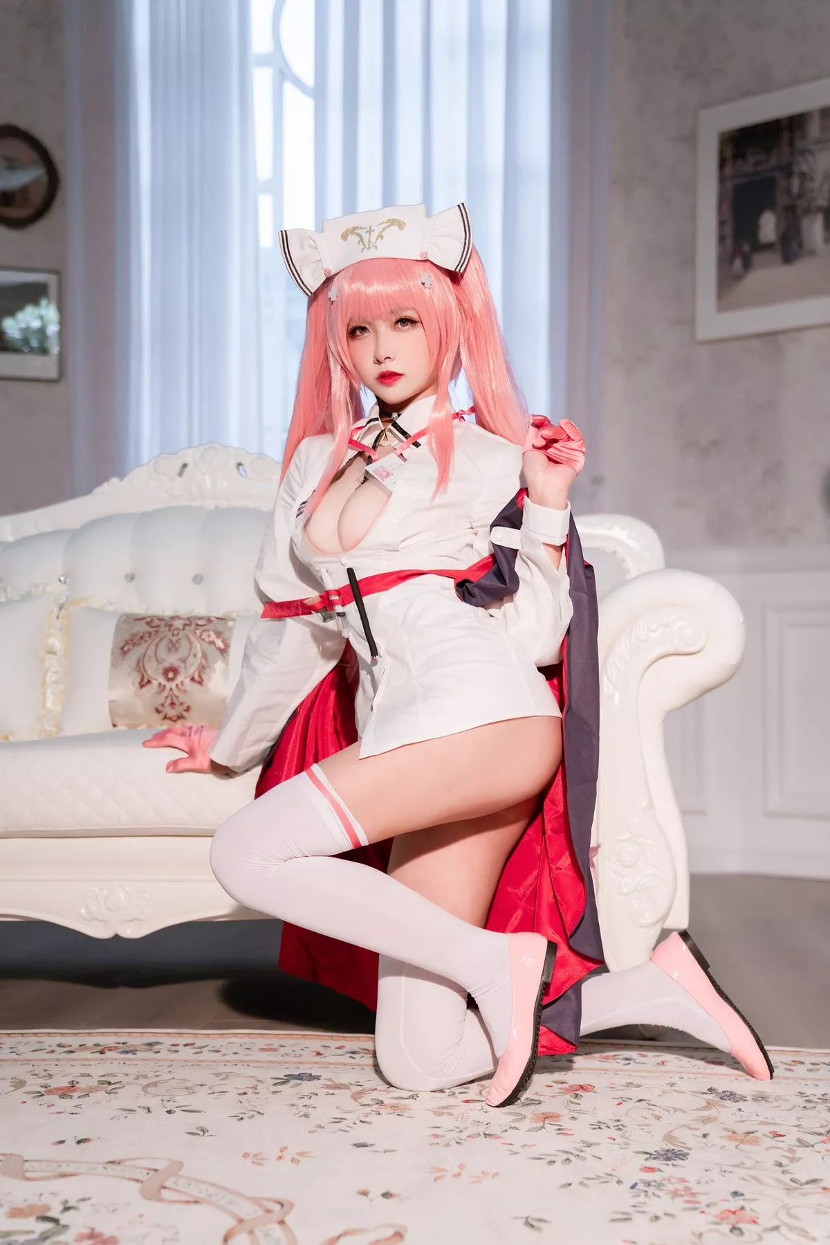 Lane) 女神 英仙座、真爱 Nurse Ver. 福报 (Azur 【Momo 葵葵】 ko Perseus Cosplay