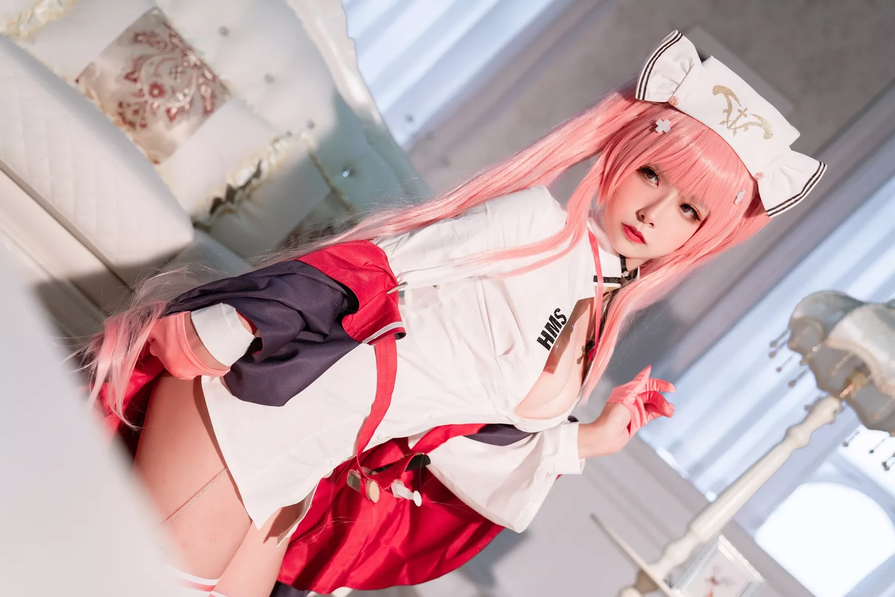 Lane) 女神 英仙座、真爱 Nurse Ver. 福报 (Azur 【Momo 葵葵】 ko Perseus Cosplay