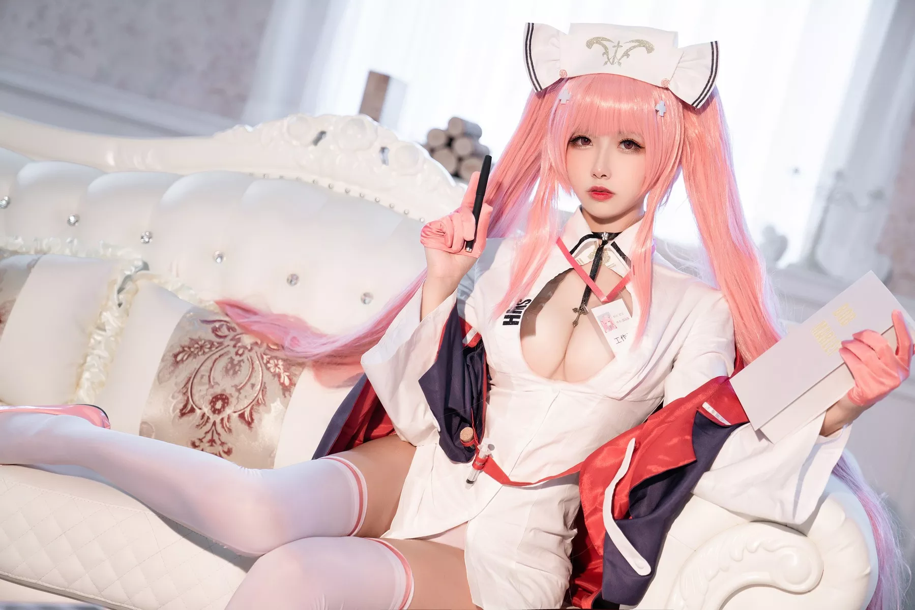 Lane) 女神 英仙座、真爱 Nurse Ver. 福报 (Azur 【Momo 葵葵】 ko Perseus Cosplay