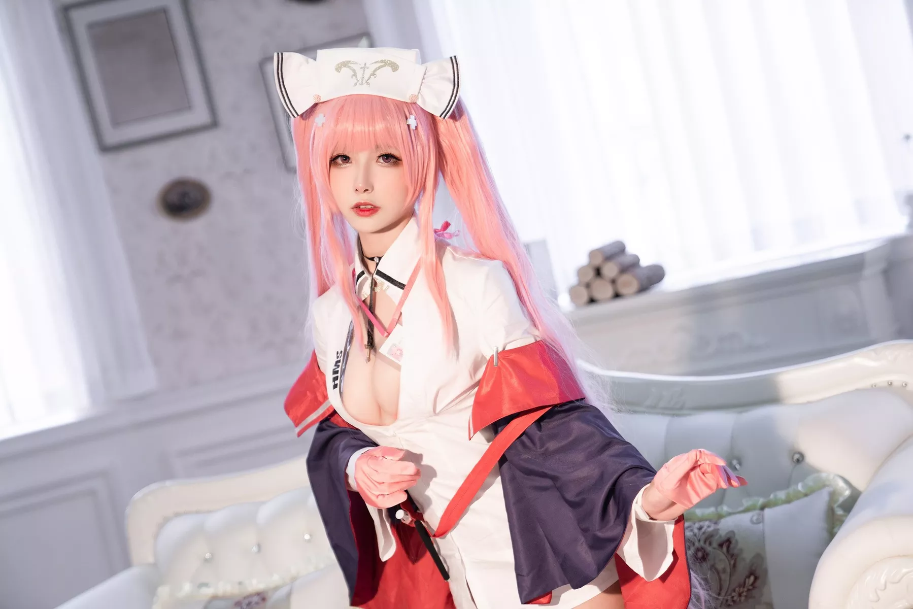 Lane) 女神 英仙座、真爱 Nurse Ver. 福报 (Azur 【Momo 葵葵】 ko Perseus Cosplay