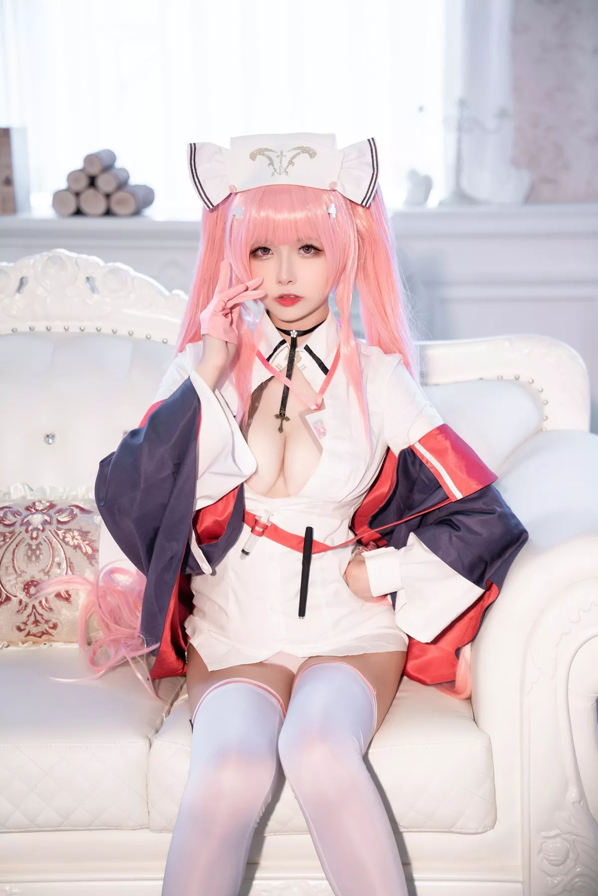 Lane) 女神 英仙座、真爱 Nurse Ver. 福报 (Azur 【Momo 葵葵】 ko Perseus Cosplay