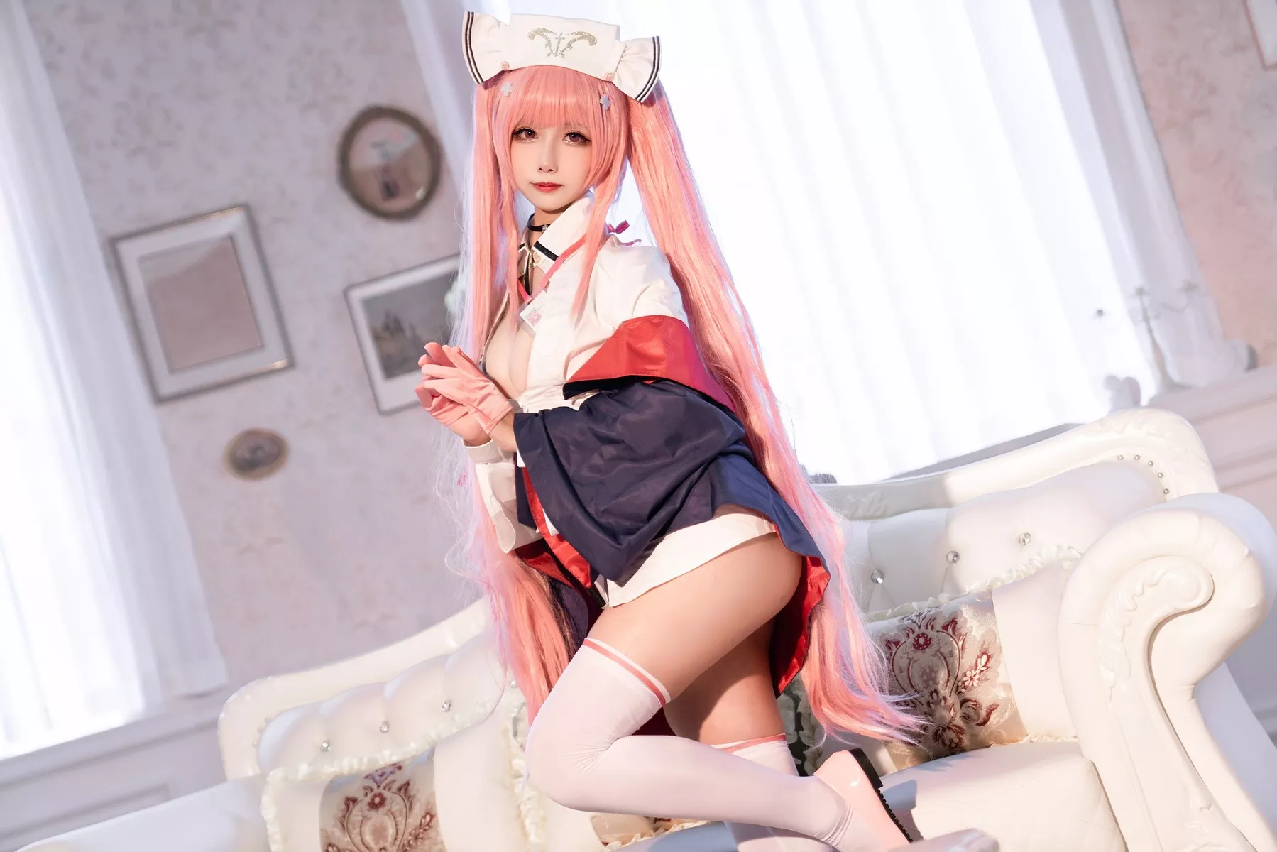 Lane) 女神 英仙座、真爱 Nurse Ver. 福报 (Azur 【Momo 葵葵】 ko Perseus Cosplay