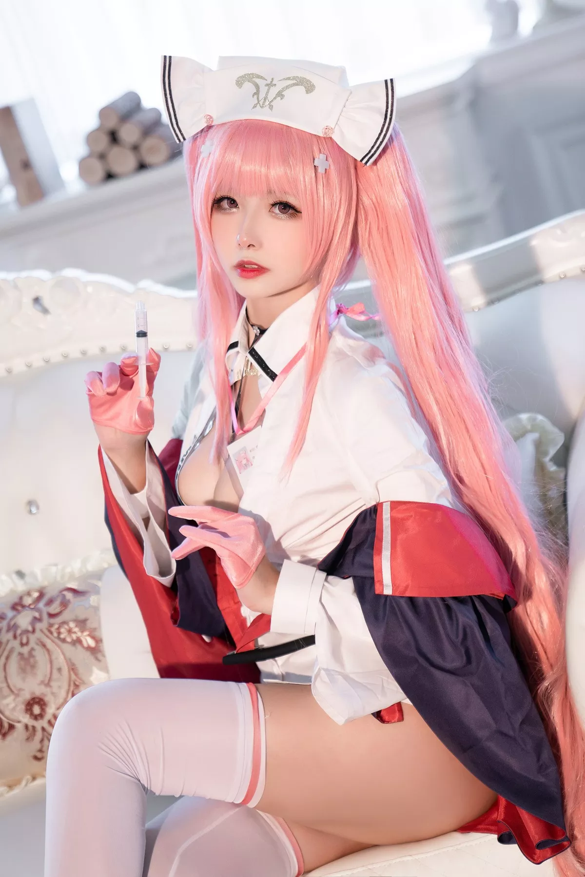 Lane) 女神 英仙座、真爱 Nurse Ver. 福报 (Azur 【Momo 葵葵】 ko Perseus Cosplay
