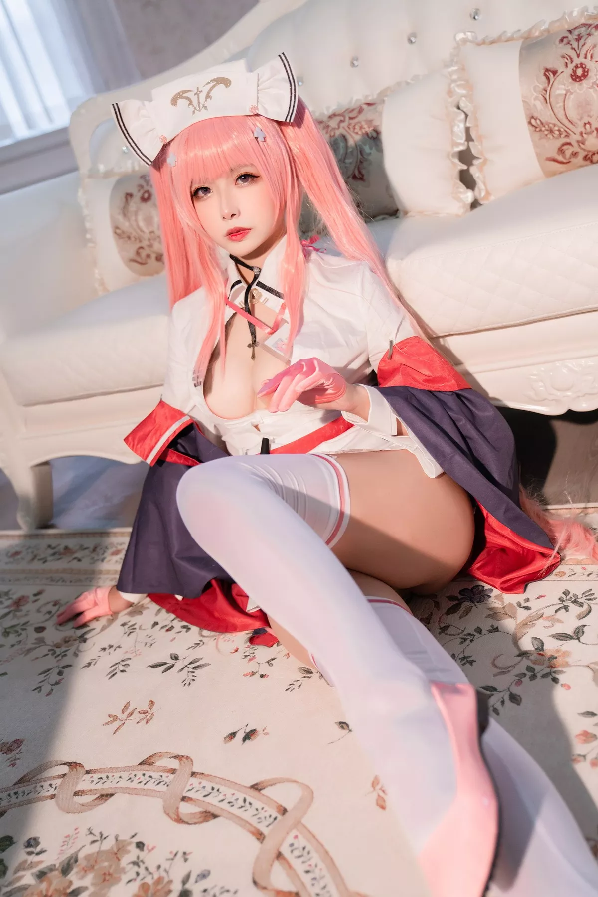 Lane) 女神 英仙座、真爱 Nurse Ver. 福报 (Azur 【Momo 葵葵】 ko Perseus Cosplay
