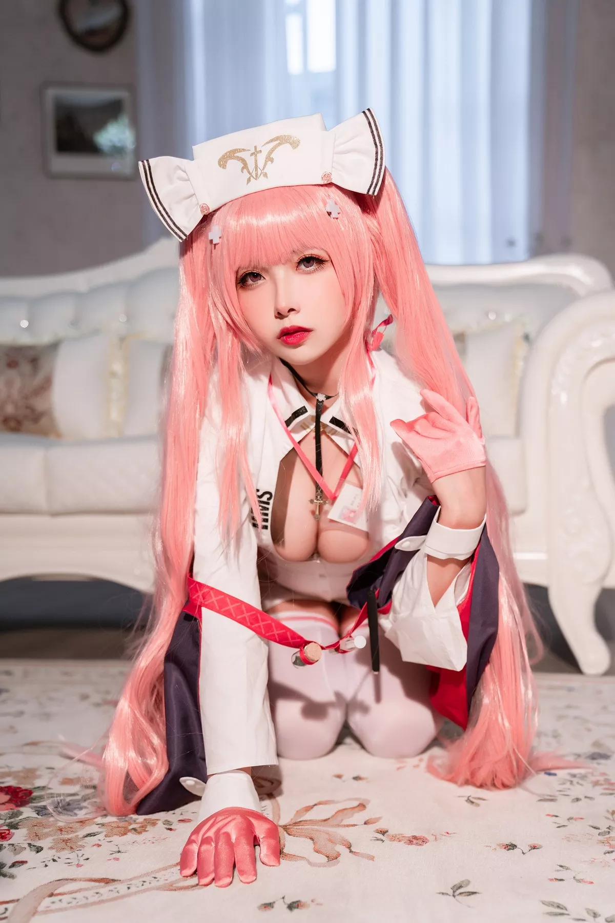 Lane) 女神 英仙座、真爱 Nurse Ver. 福报 (Azur 【Momo 葵葵】 ko Perseus Cosplay