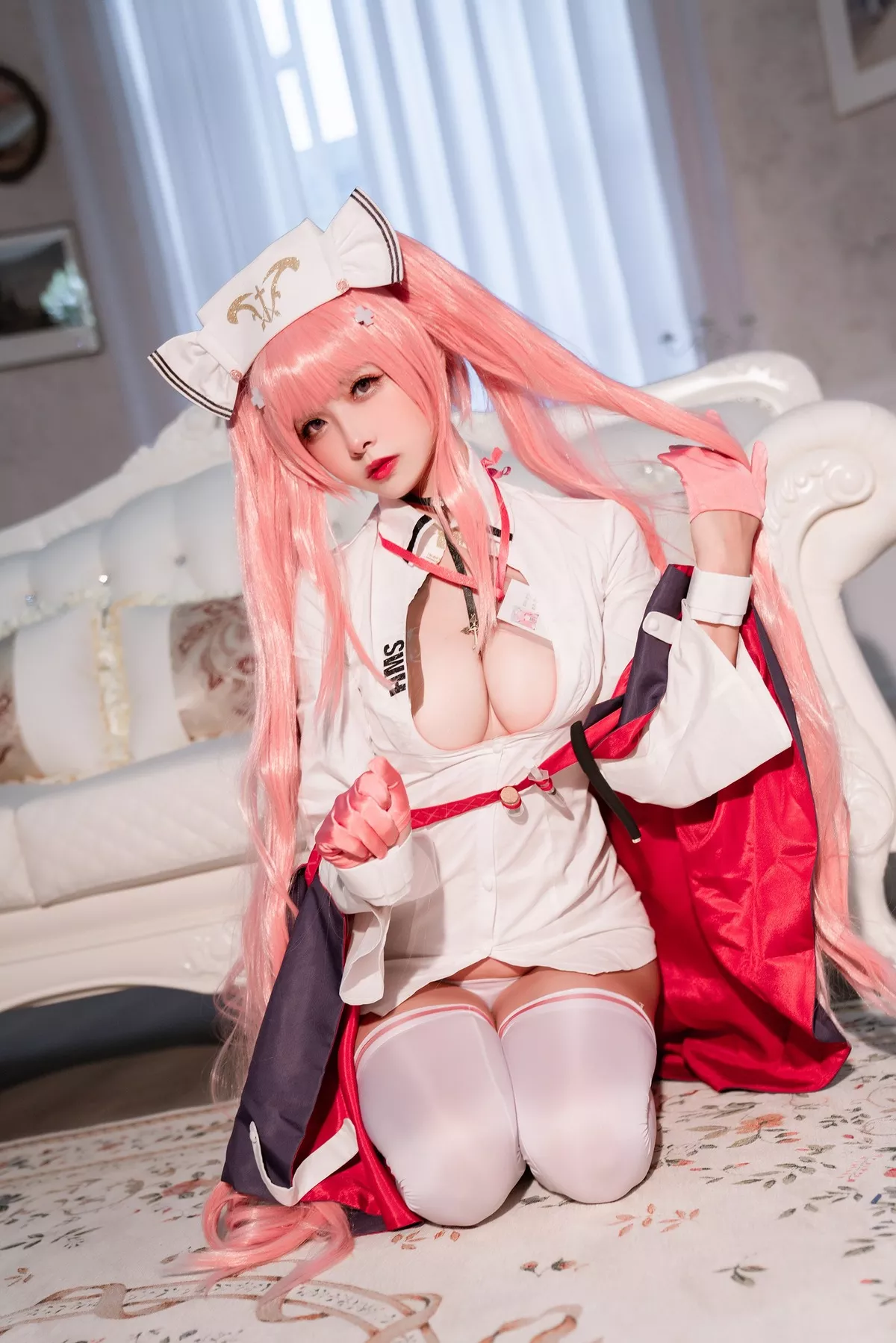 Lane) 女神 英仙座、真爱 Nurse Ver. 福报 (Azur 【Momo 葵葵】 ko Perseus Cosplay