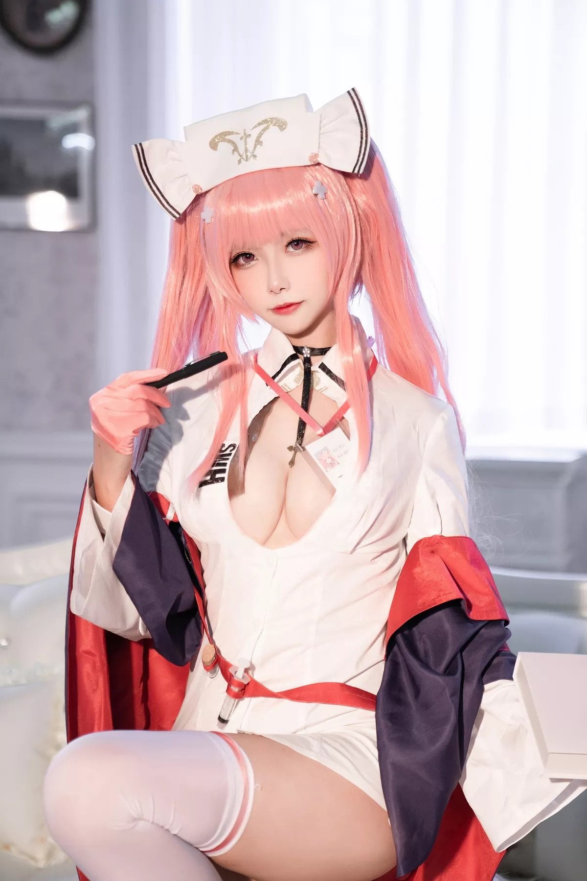 Lane) 女神 英仙座、真爱 Nurse Ver. 福报 (Azur 【Momo 葵葵】 ko Perseus Cosplay