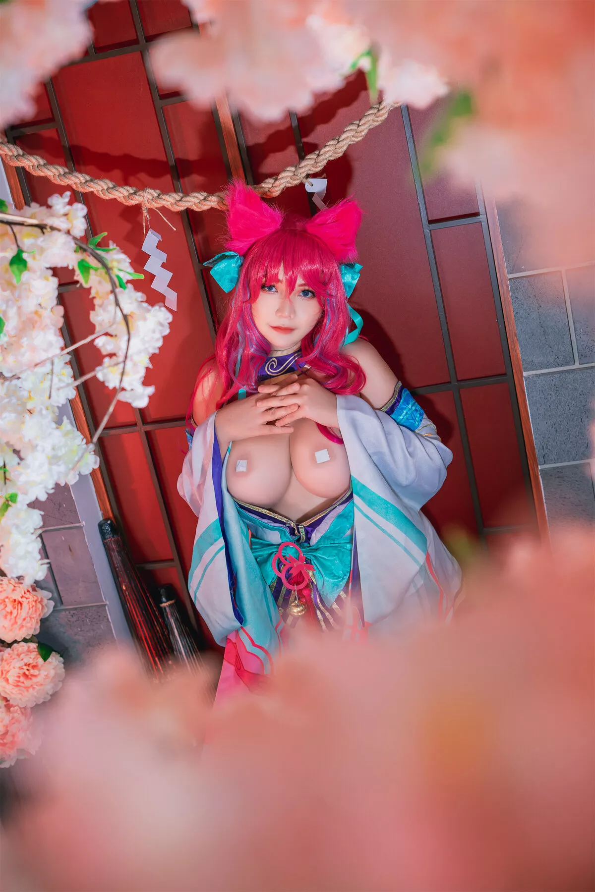 福利 Spirit (league legends) of 女神 【QUEENIE Blossom Cosplay CHUPPY】 Ahri
