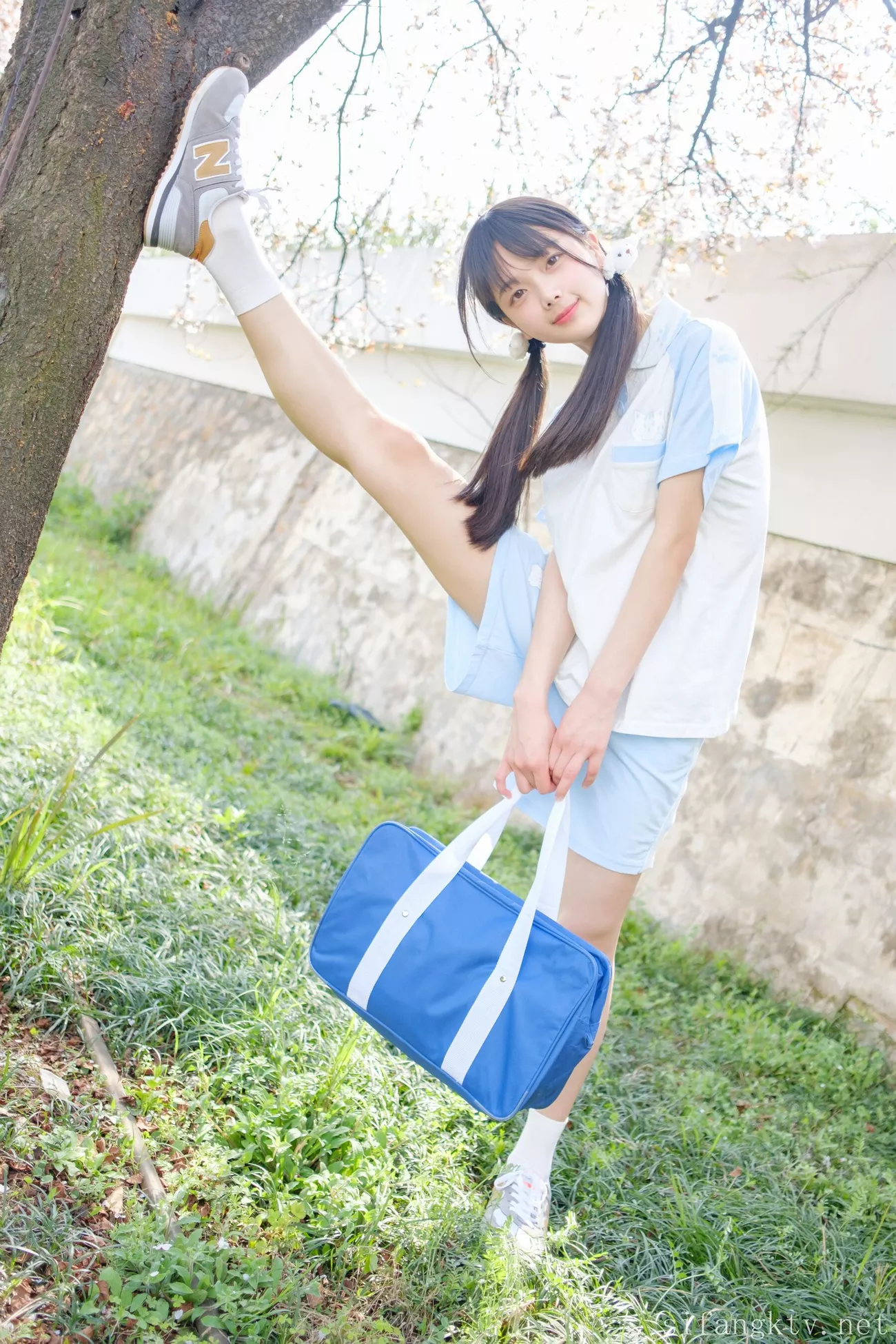 《锻炼服》 超清艺术图组图 赤西夜夜