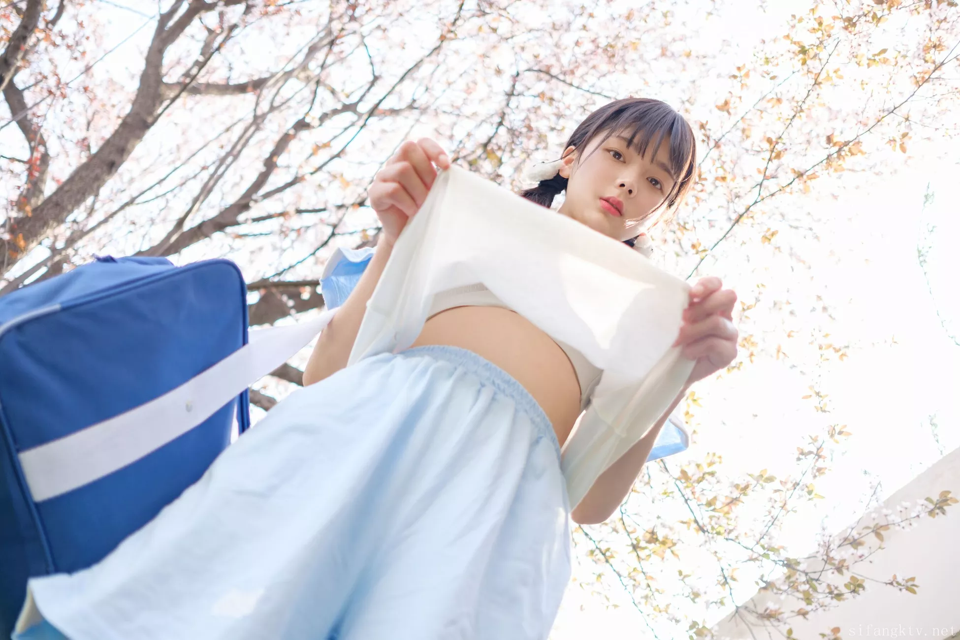 《锻炼服》 超清艺术图组图 赤西夜夜
