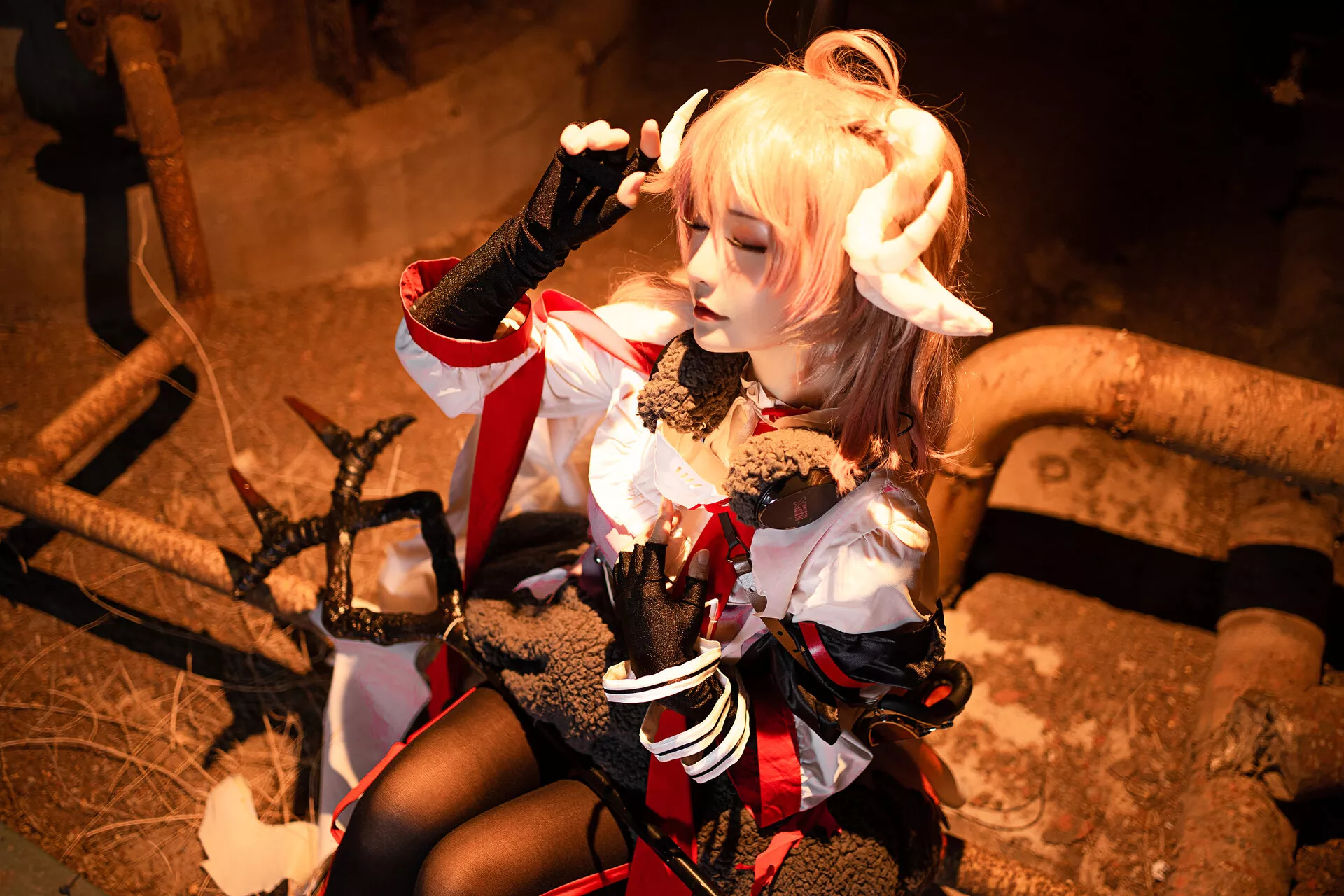 【Hoshilily 尤物 Cosplay 星之迟迟】 福利 Arknights Eyjafjalla