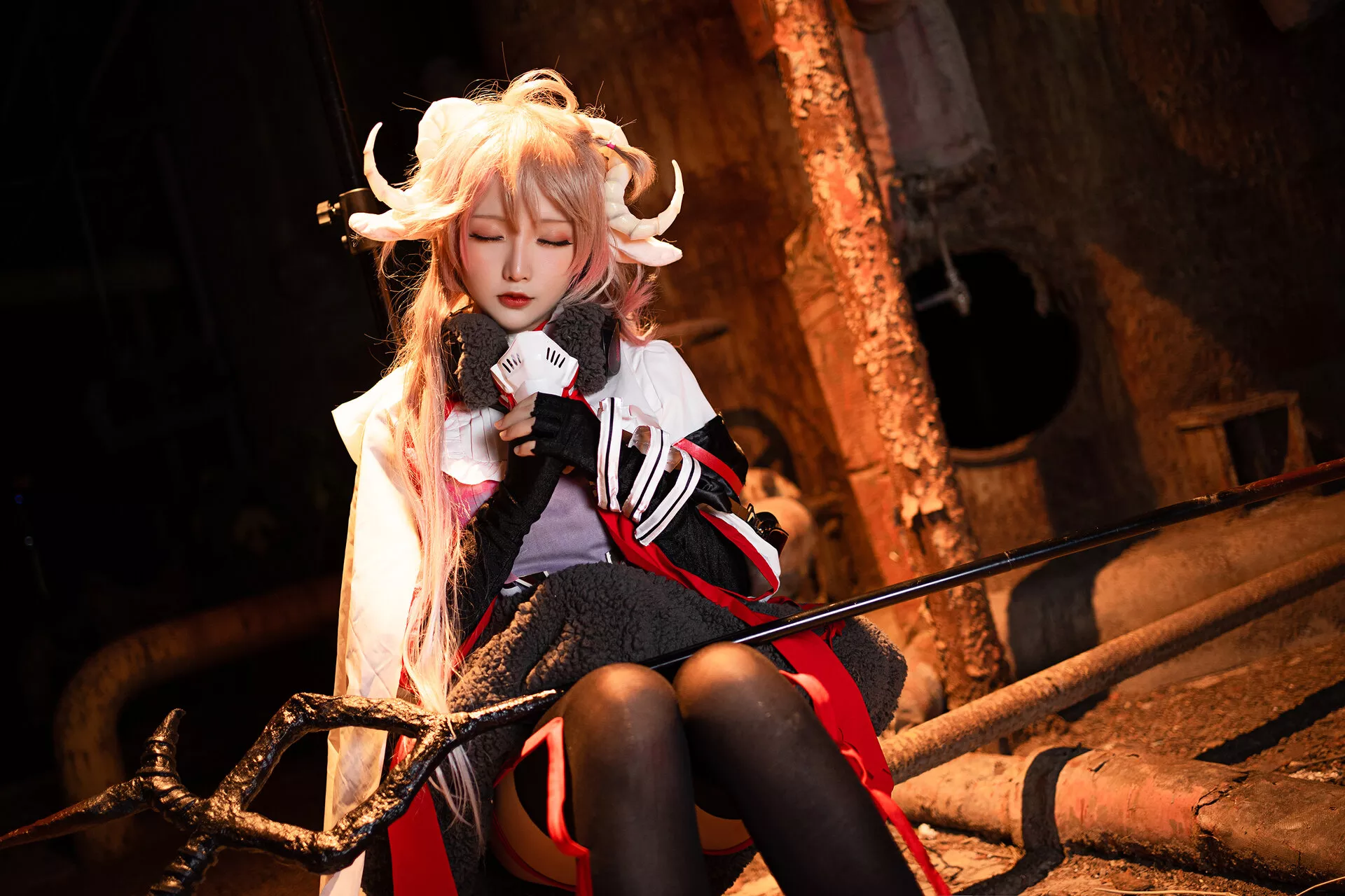 【Hoshilily 尤物 Cosplay 星之迟迟】 福利 Arknights Eyjafjalla