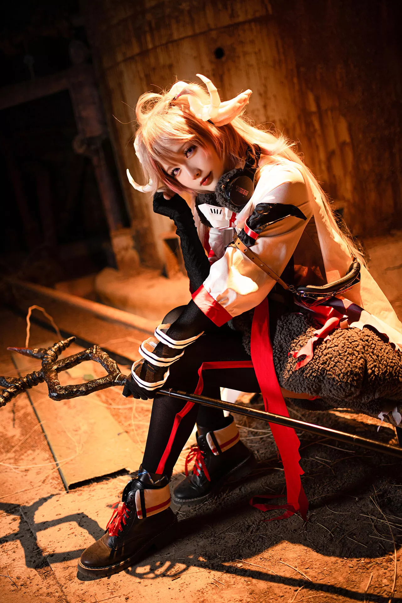 【Hoshilily 尤物 Cosplay 星之迟迟】 福利 Arknights Eyjafjalla