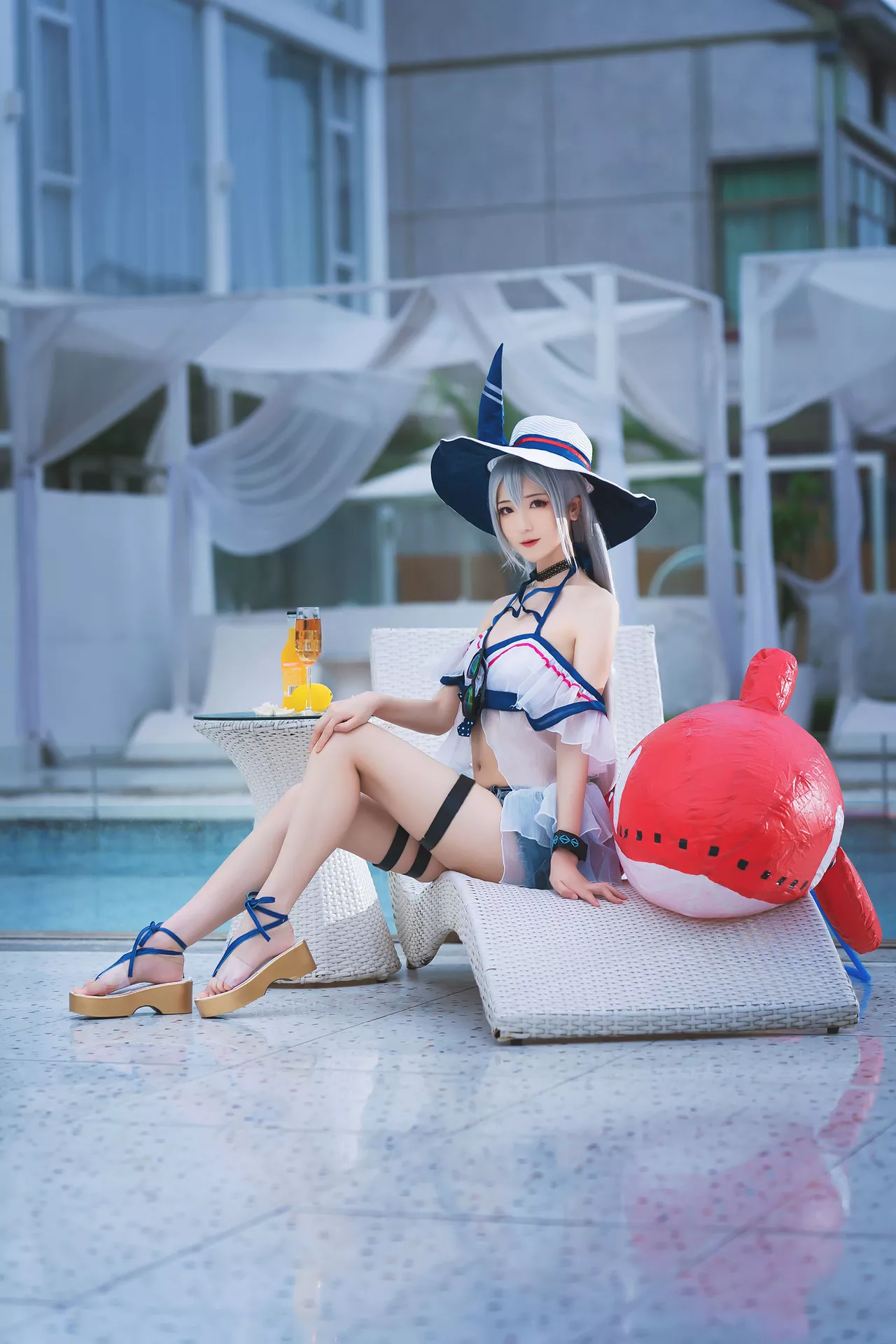 Arknights Cosplay ＝ Skadi 【弥音音】 福报 女神