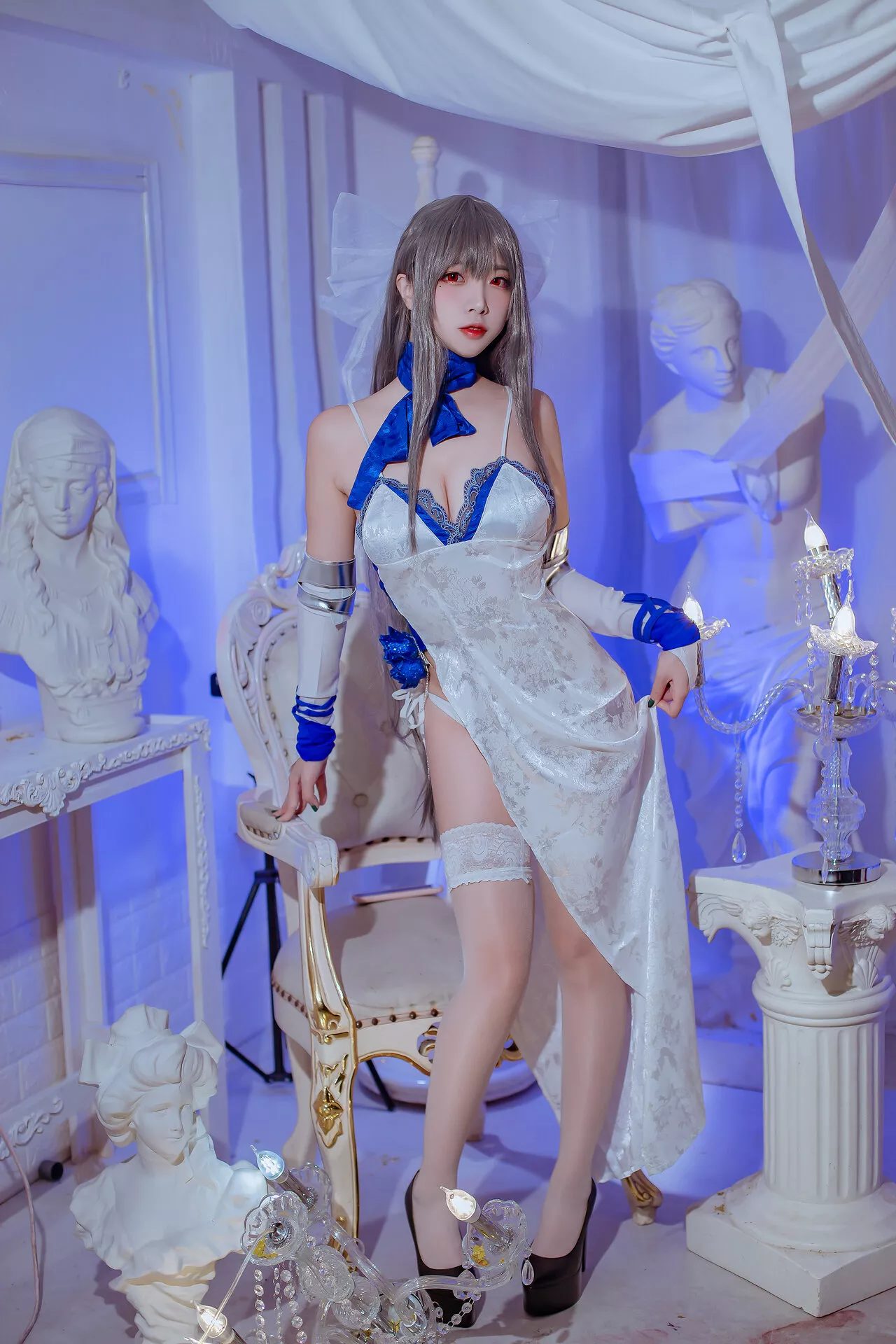 福利 Louis Cosplay Saint 路易九世 【二佐 Nisa】 美人