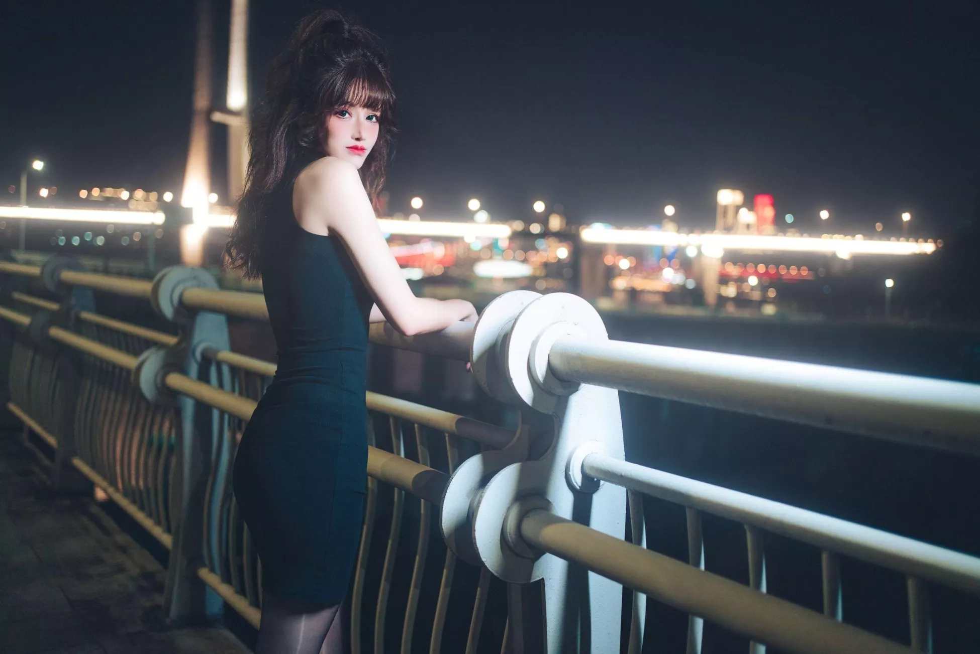 《网贷丫头救赎（牧化）》 优质写真摄影 鹿八岁