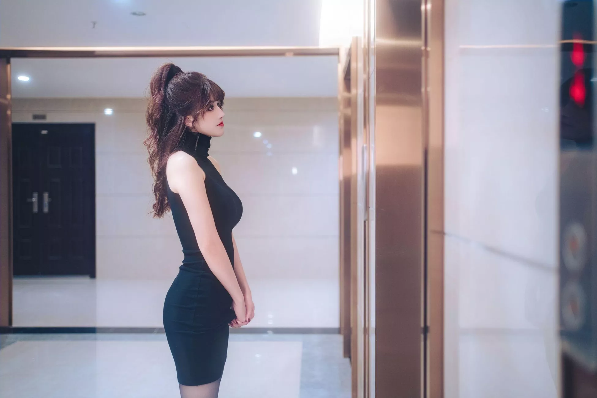 《网贷丫头救赎（牧化）》 优质写真摄影 鹿八岁
