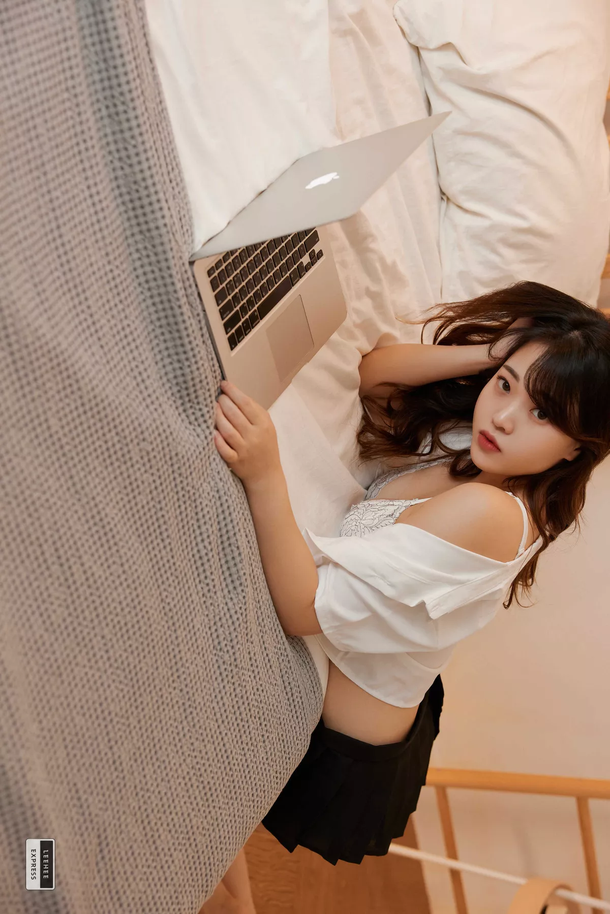 高质 EXPRESS LERB 写真图集 全集修正 LEEHEE 利熙快运 嫩模 Sunny 南韩 221A