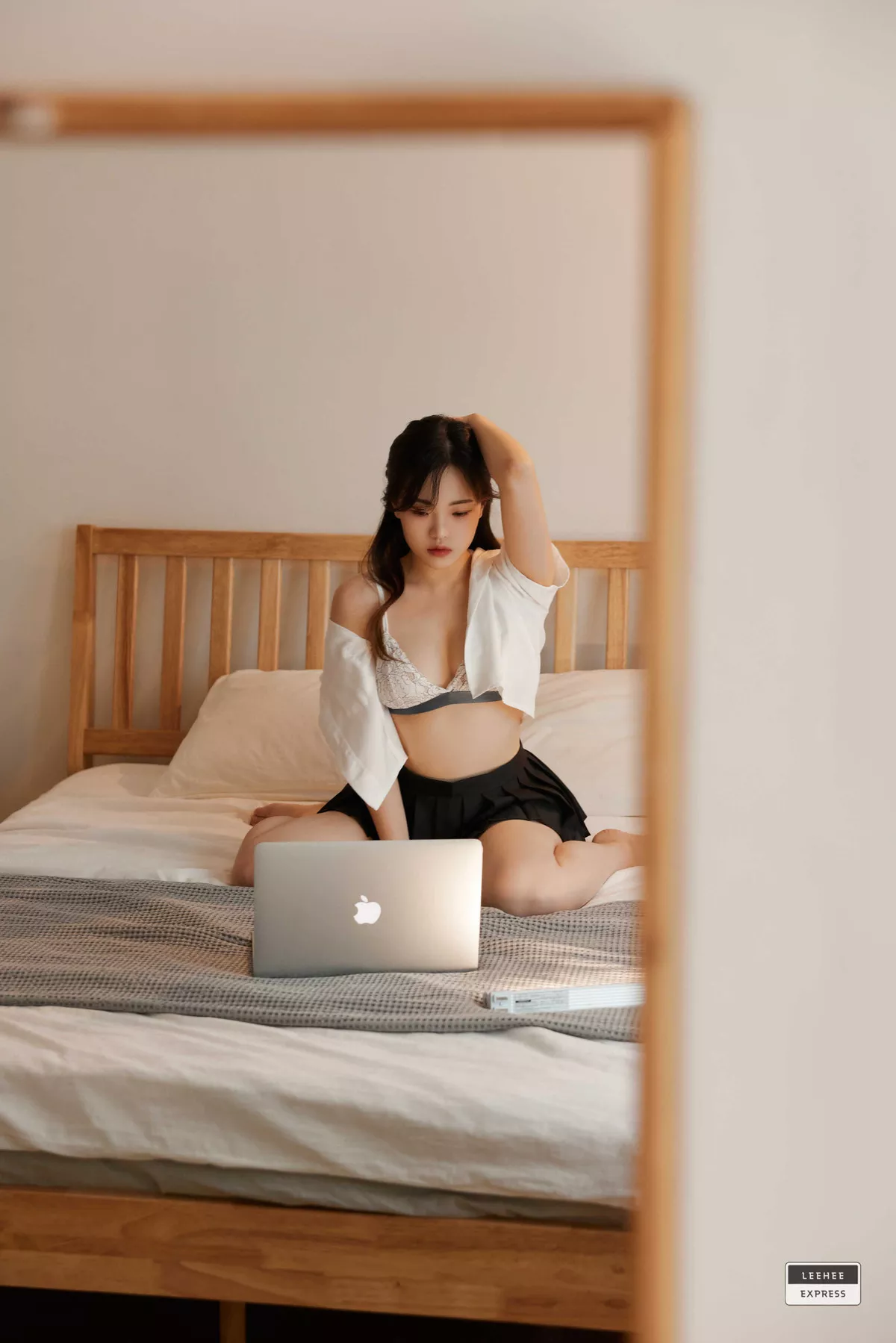 高质 EXPRESS LERB 写真图集 全集修正 LEEHEE 利熙快运 嫩模 Sunny 南韩 221A