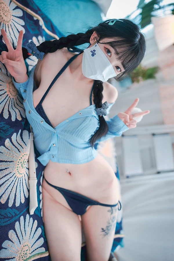 高颜商美模 Aram 清新风流的吉他媚媚