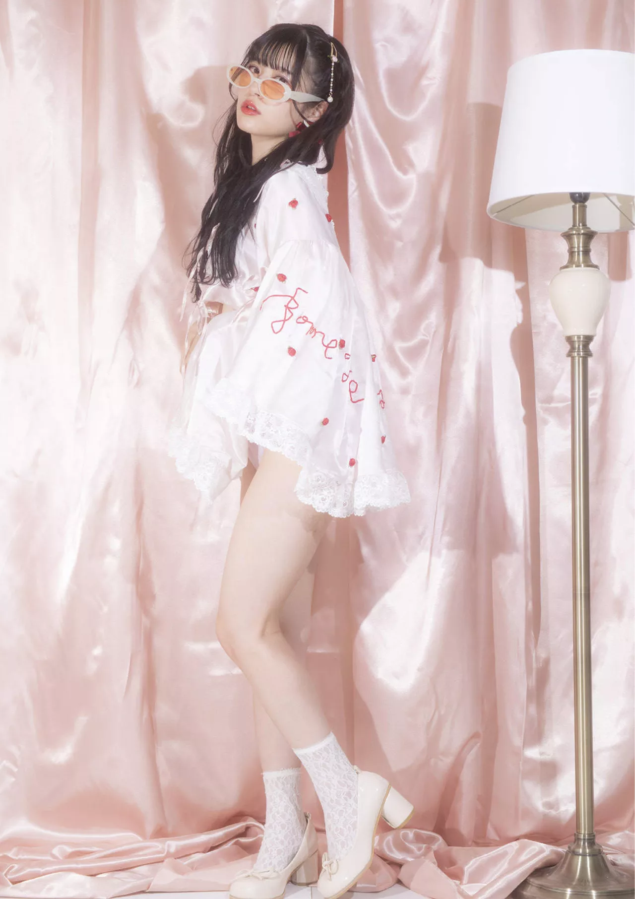 Photobook 写真集 写真 Tsukiashi 亚洲辣模 全集修正 月足天音LARME Amane