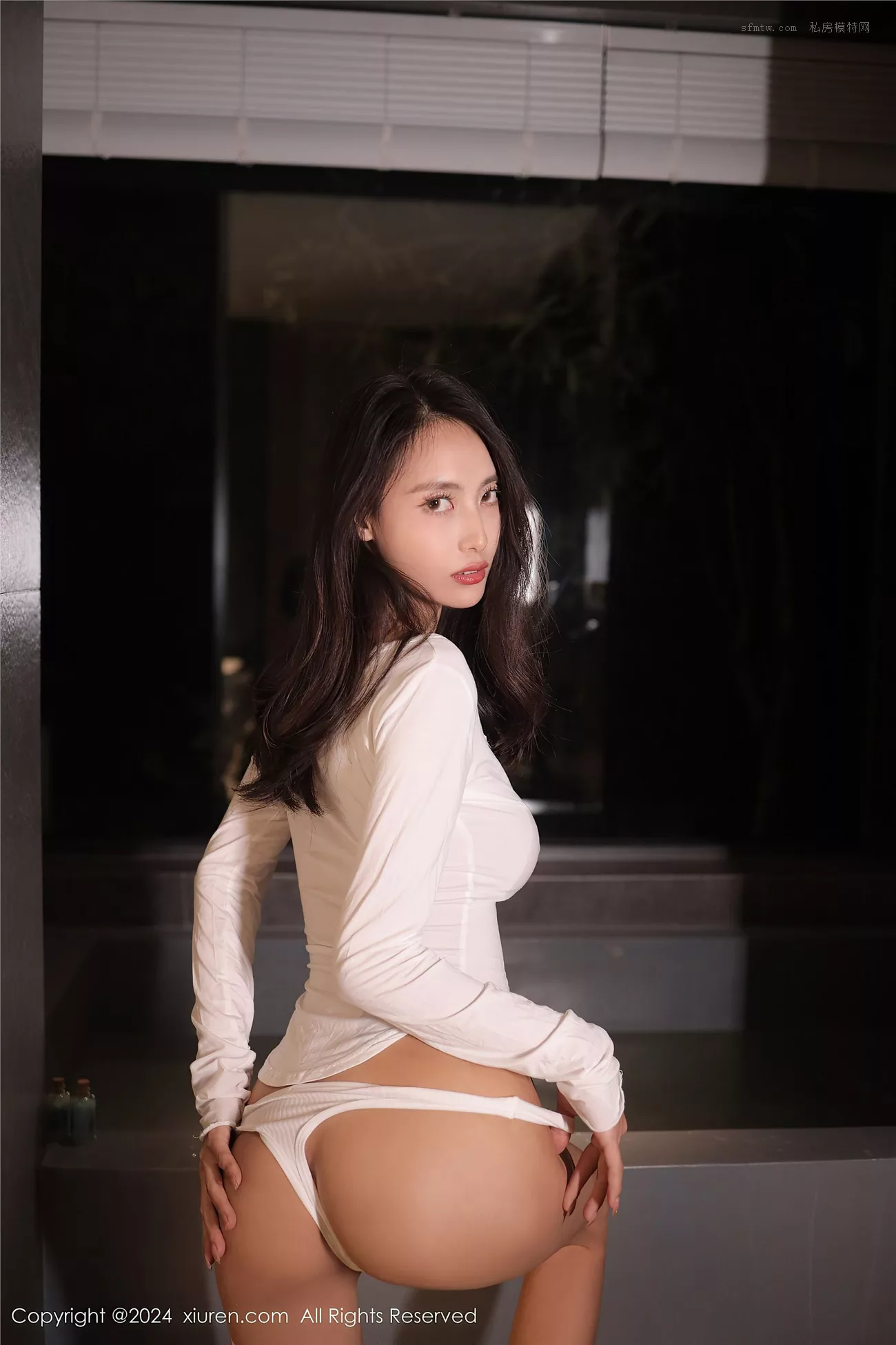 【秀人XiuRen】高画质图相 lingyu69 No.8804